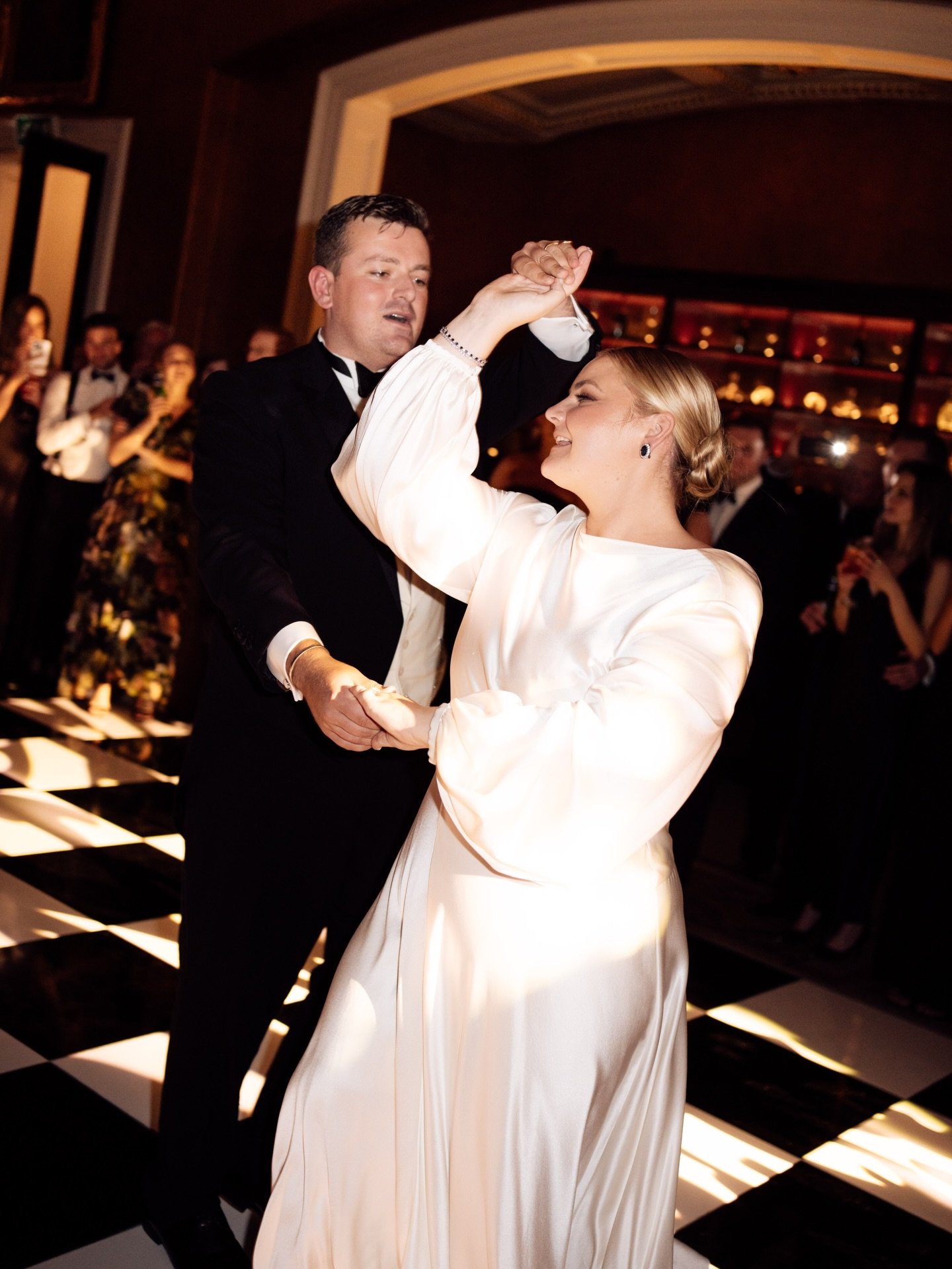 E &amp; S kicking off their wedding party at 116 Pall Mall.

Edited with our &lsquo;Golden Flash&rsquo; editorial preset inside the Union Of Two 2.0 Preset Pack for wedding photographers.

#unionoftwo #unionoftwopresets #zachandgrace #editorialpreset