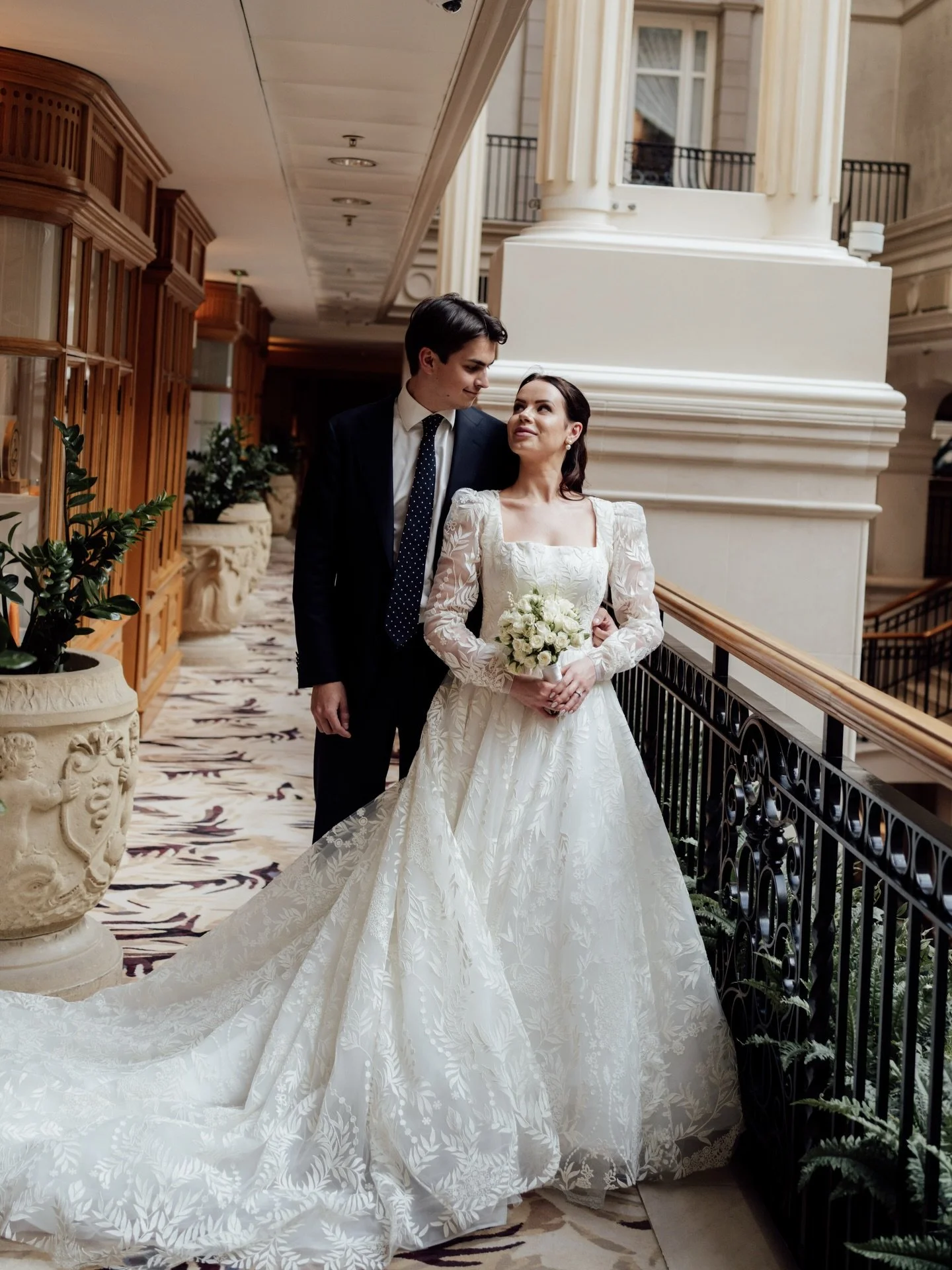 A &amp; R in the beautiful atrium of The Landmark London. 

Edited with our &lsquo;Classic&rsquo; editorial preset inside the Union of Two 2.0 Preset Pack for photographers. 

#editorialweddingphotography #editorialpresets #lightroompresets #unionoft