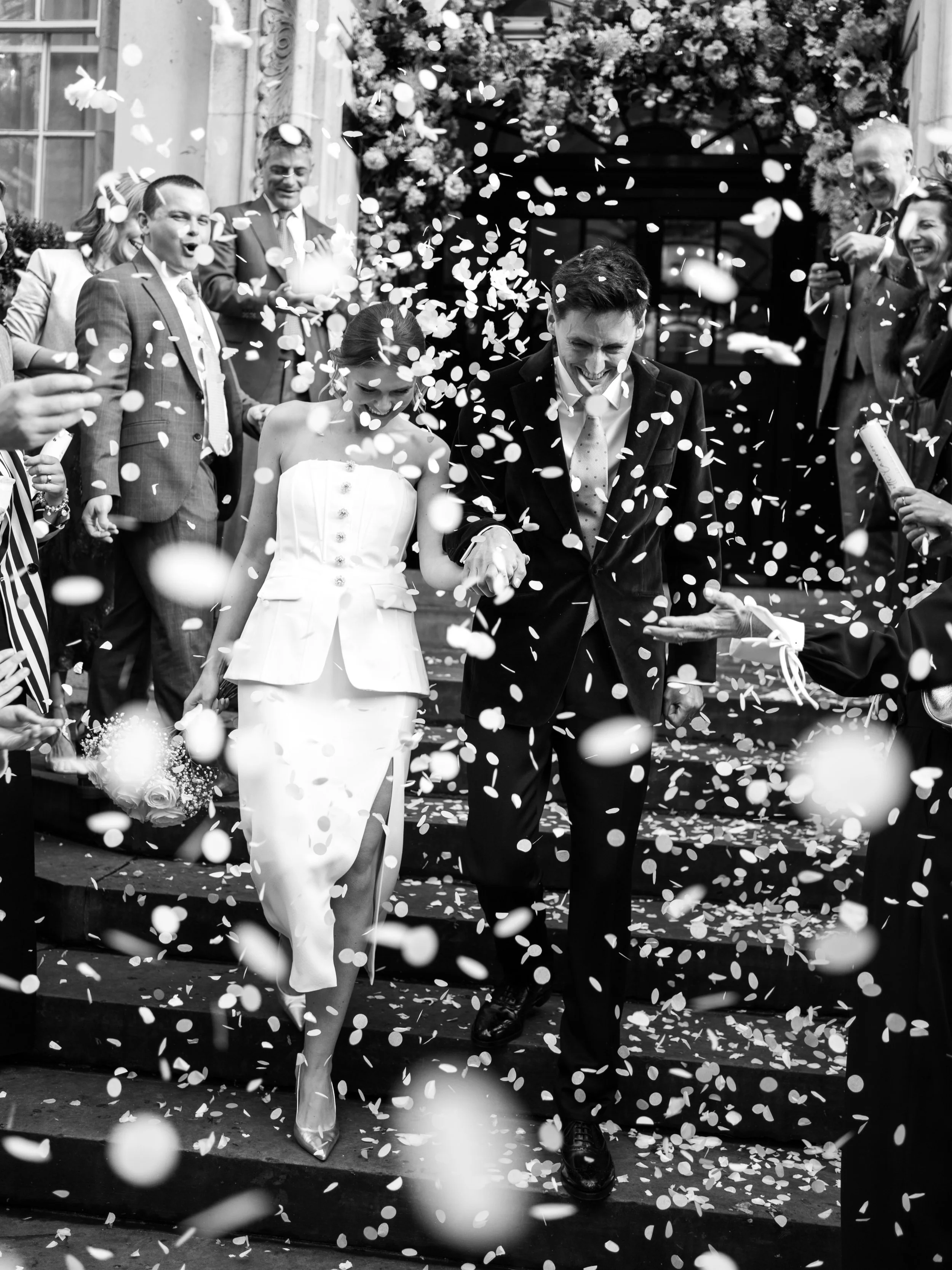 Y &amp; J&rsquo;s confetti moment after their intimate Chelsea Town Hall wedding ceremony. 

Edited with our &lsquo;Classic B&amp;W&rsquo; editorial style preset from the Union of Two 2.0 Preset Pack for wedding photographers.

#chelseatownhall #lond