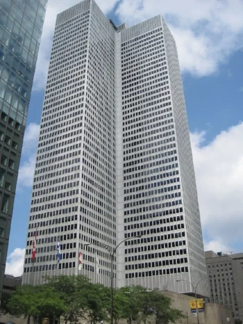 800px-Place_Ville_Marie.jpg