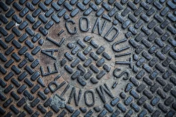 640px-Montreal_Conduits_(14601605328).jpg