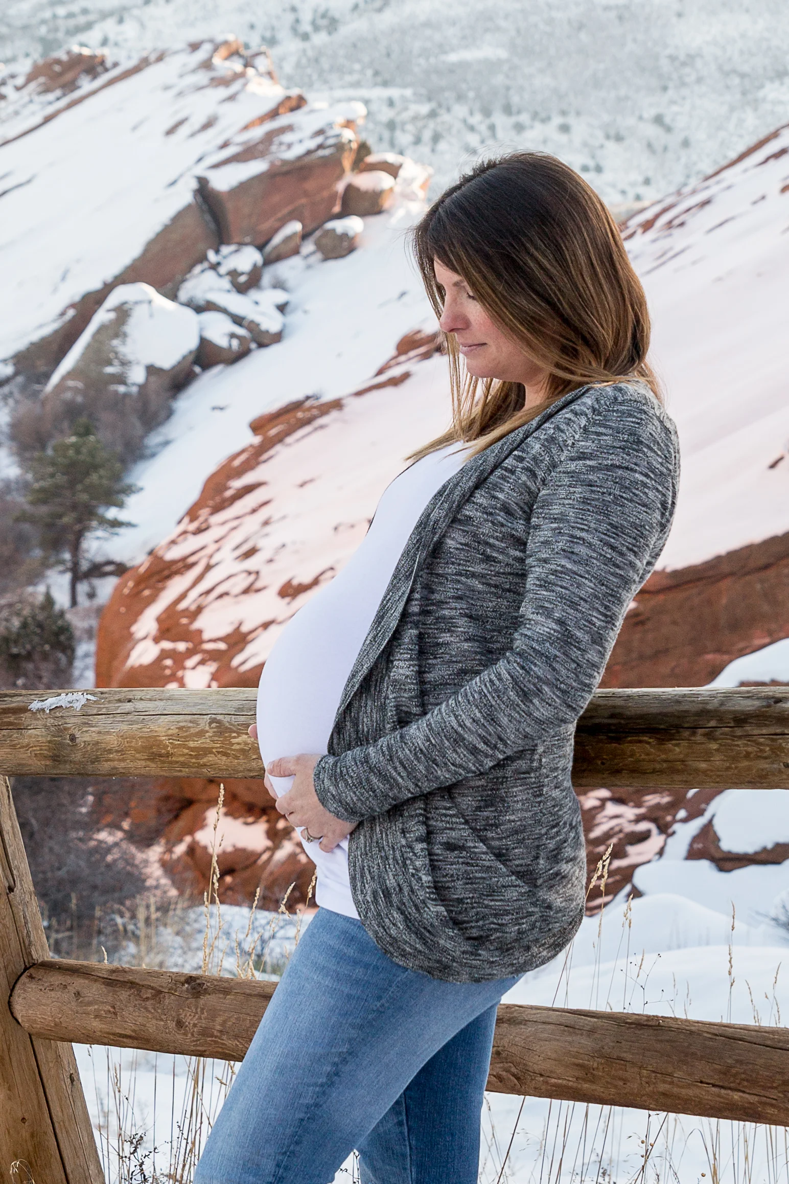 2016_KelsiMaddy_Maternity_Photos_0W5A7217-226-raw.jpg