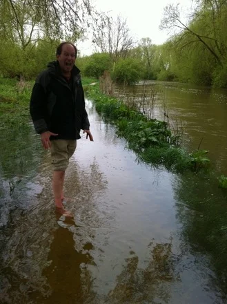 On our way to warm up at The Trout, a cozy pub near Oxford, on a typically raw day. This part of the path was flooded, so my friend Nick suggested we save our boots and brave the waters barefoot. Brrr!