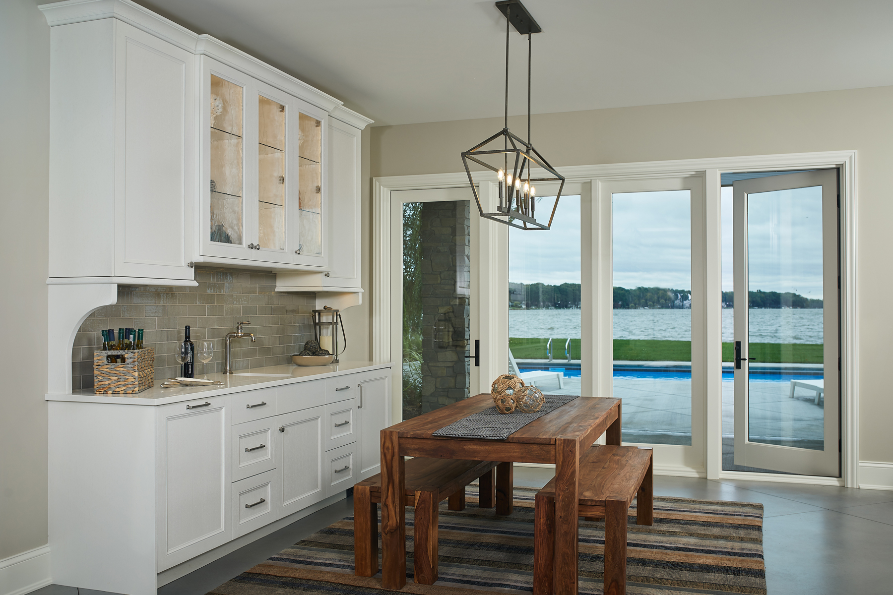 055AshleyAvilaPhoto_1095SShore.jpg