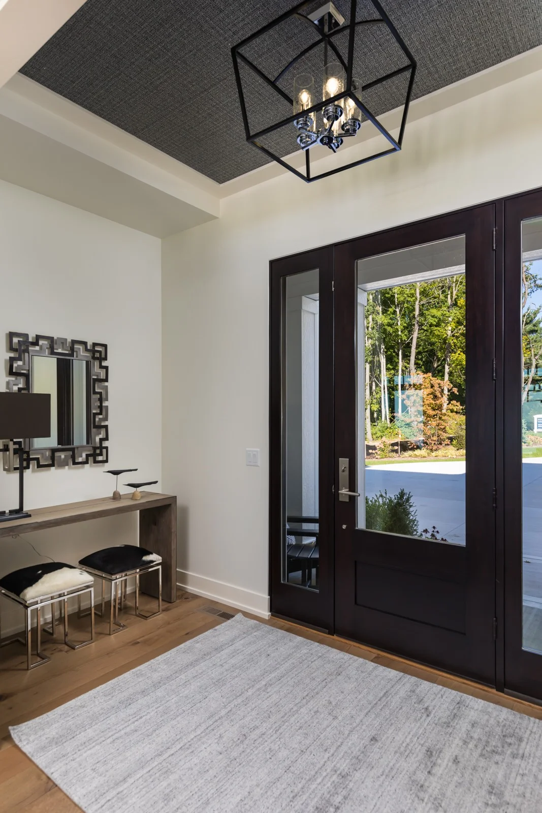 contemporary-lakehouse-02.jpg