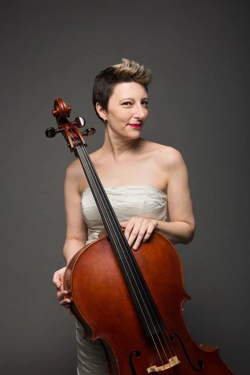 Sarah Kapps, cello