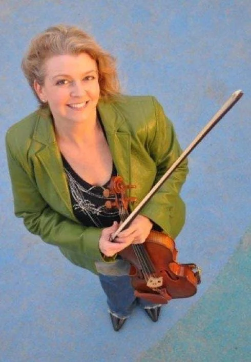 Kirsty Barnett Green, violin