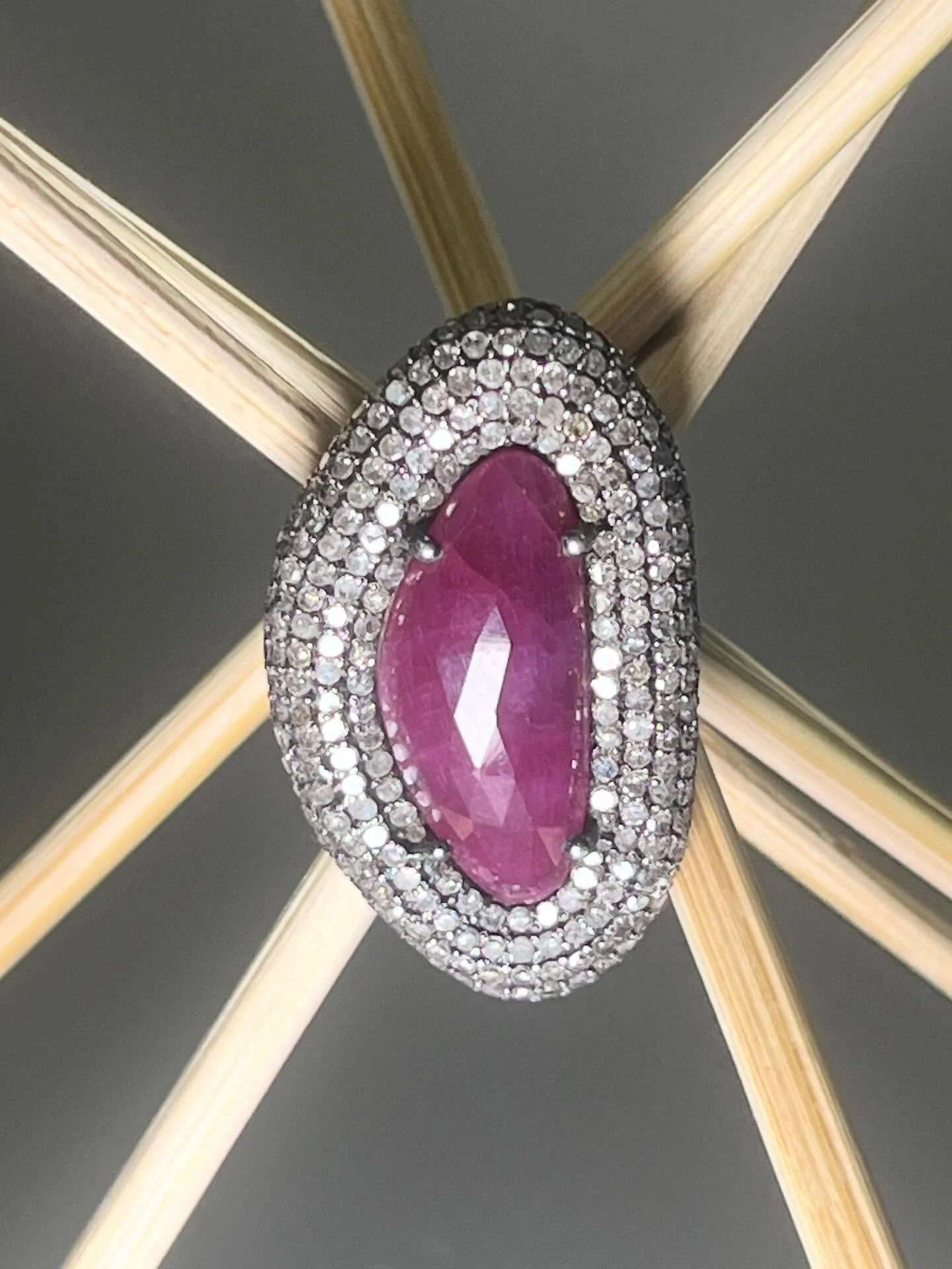 Ruby stones, often called the "King of Gems," primarily symbolize passionate love, intense passion, vitality, and power. Derived from the Latin ruber ("red"), this vibrant gemstone has historically signified courage, protection, a