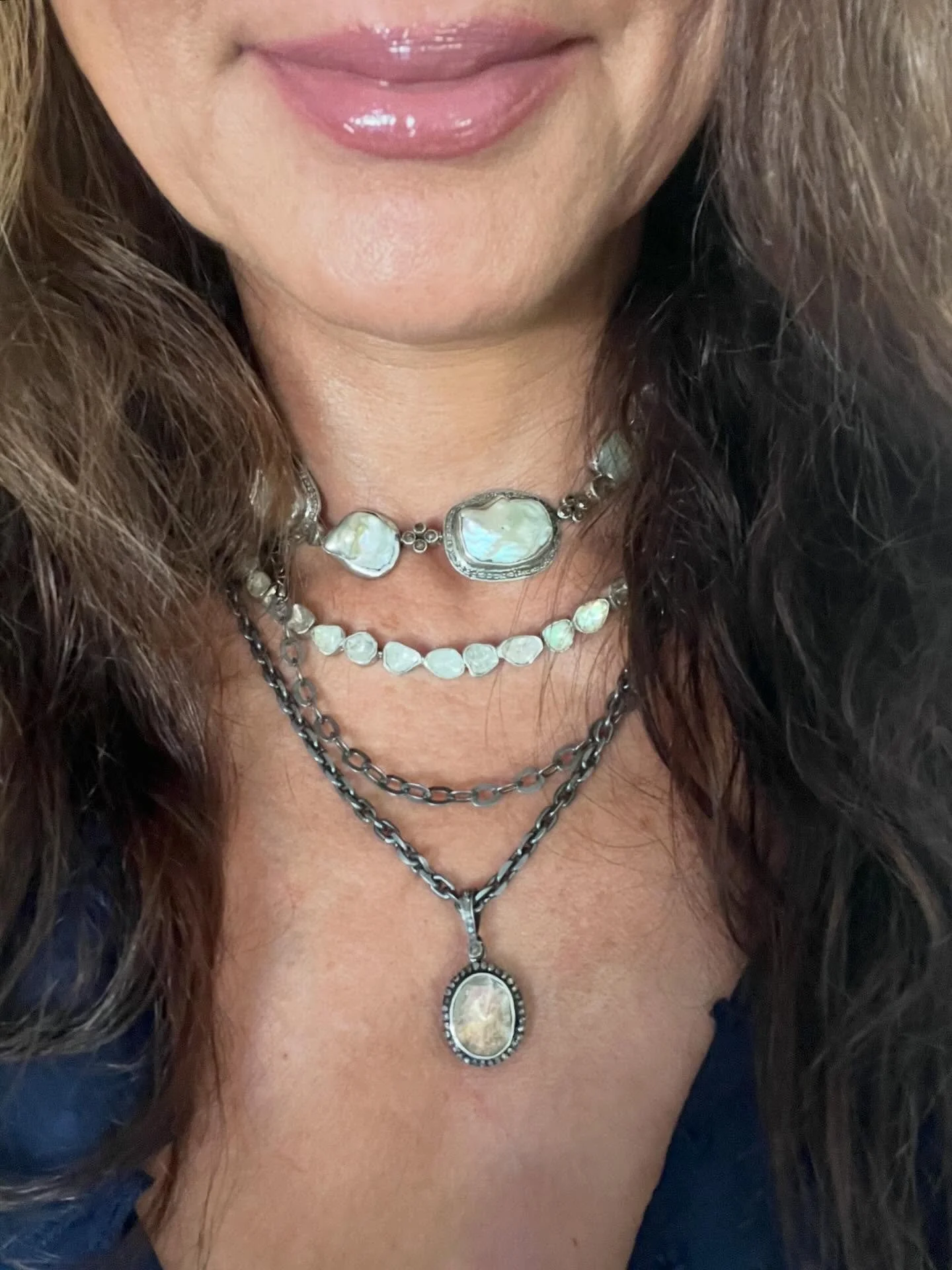 Love the layers...instant wrinkle remover 🤫
Come see me @terranearesort 
this Saturday💃🏽💃🏽💃🏽
.
.
.
#luxury #safiadayjewelry #aginglikefinewine