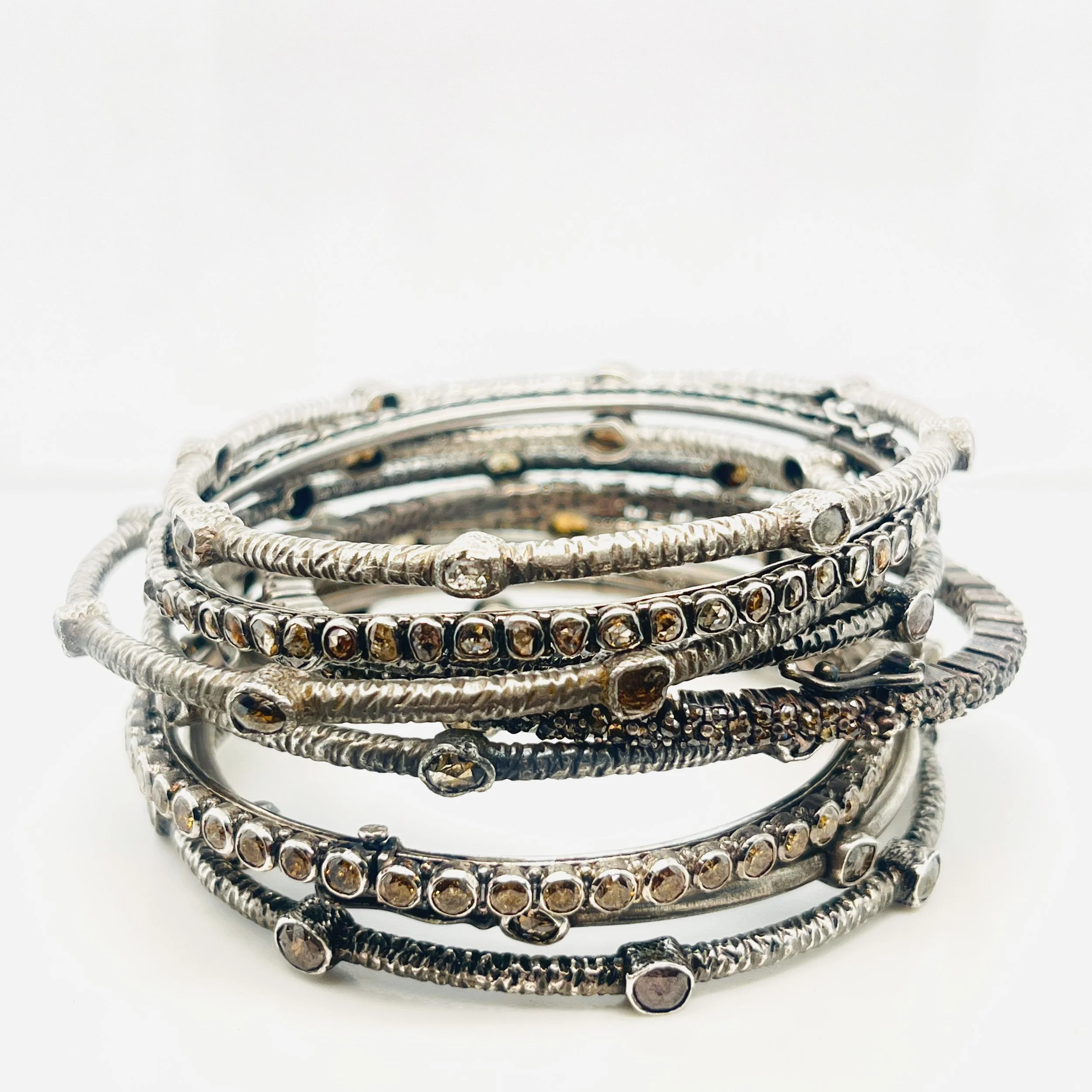 TRUNK SHOW