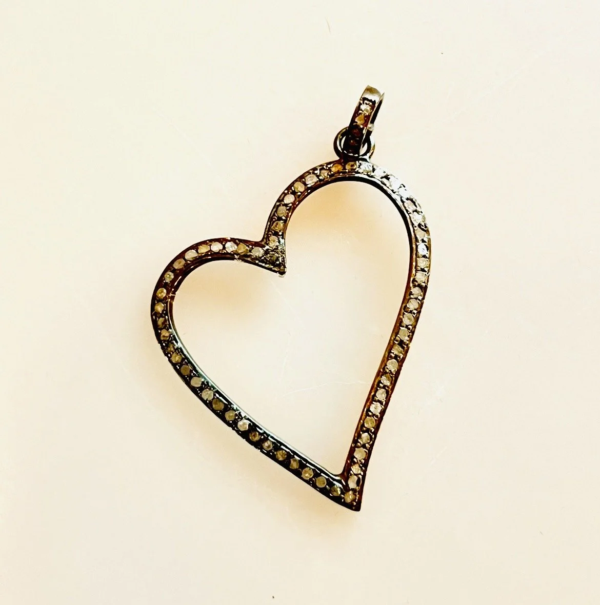 Pave diamond heart
