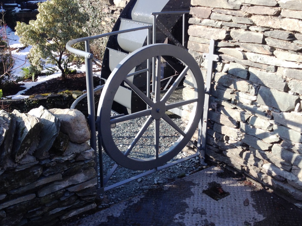 'Waterwheel' gate