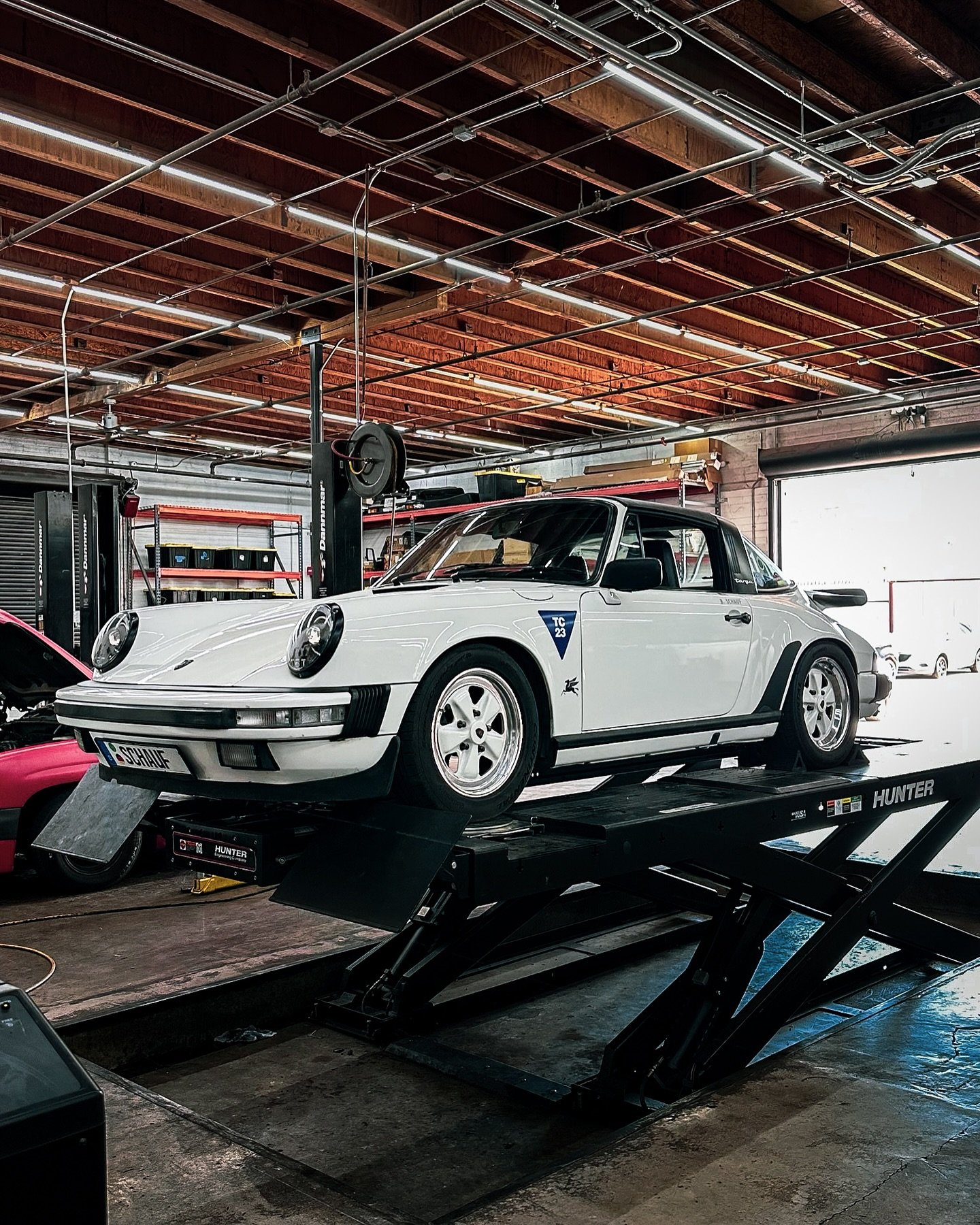 '88 Porsche 911 Carrera in the shop for a precision alignment 📐#EDENcustoms #TucsonPorsche