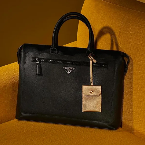 prada01.jpg