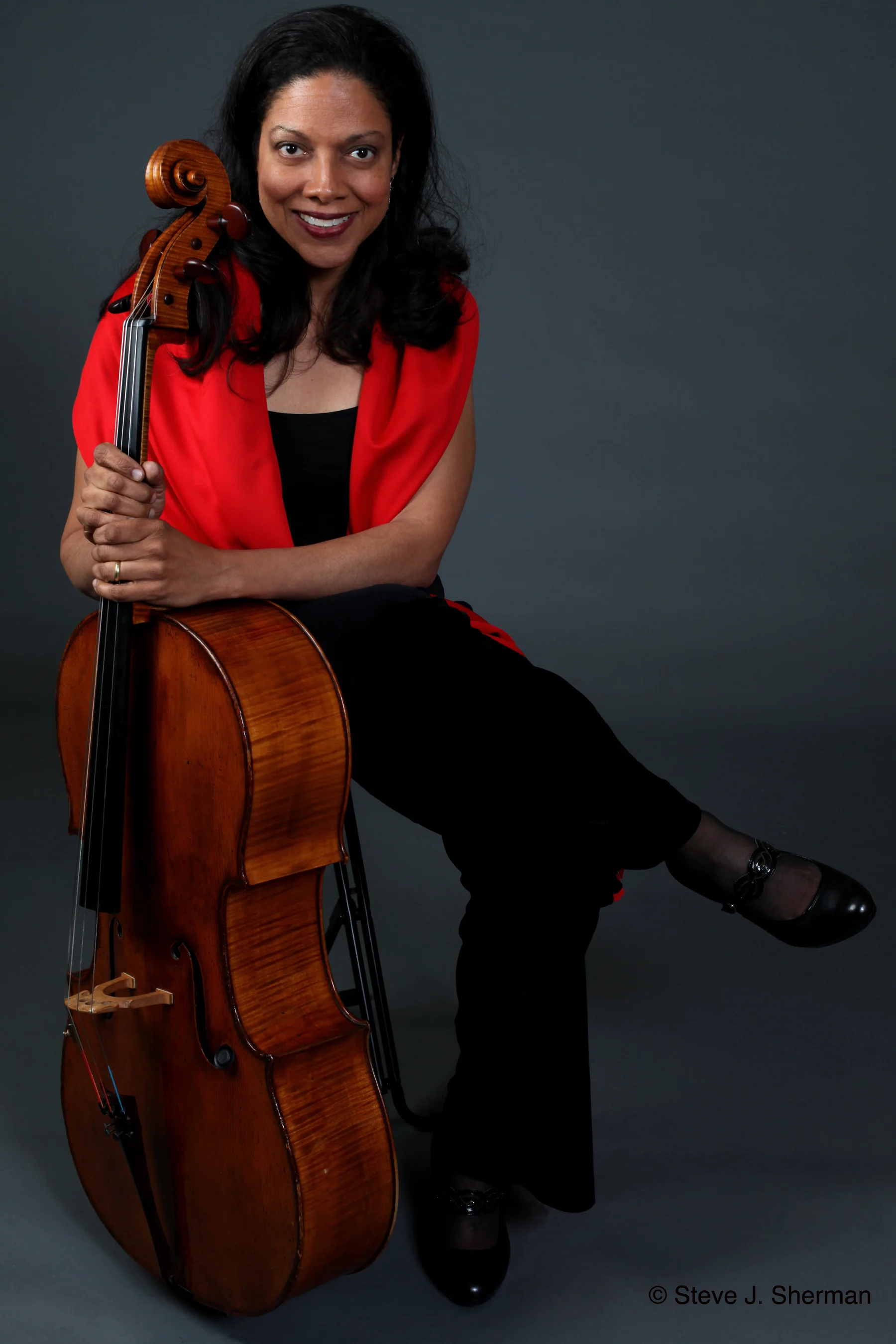 Astrid Photo 2.jpg