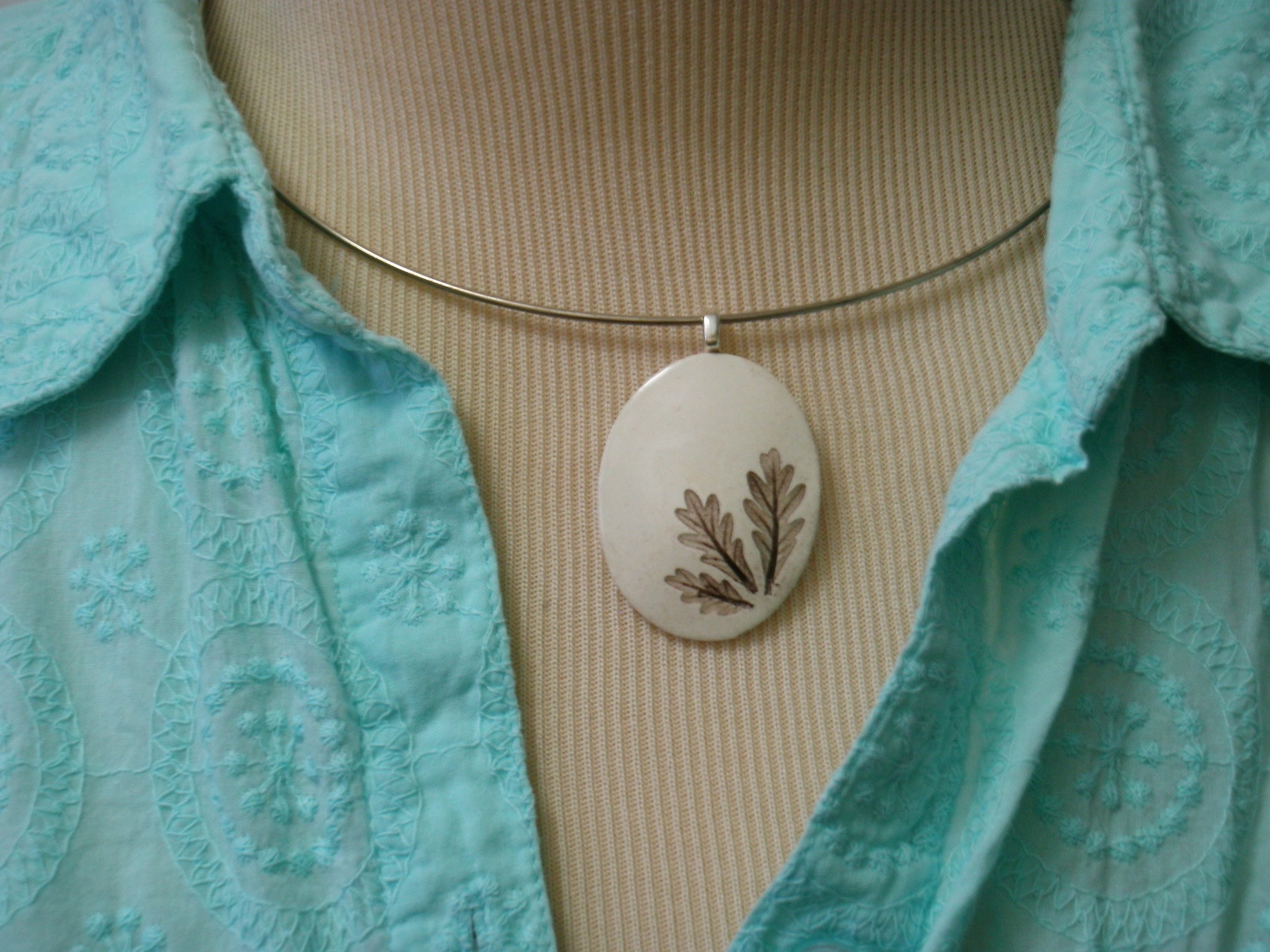 White Oak Leaf Pendant - Brown