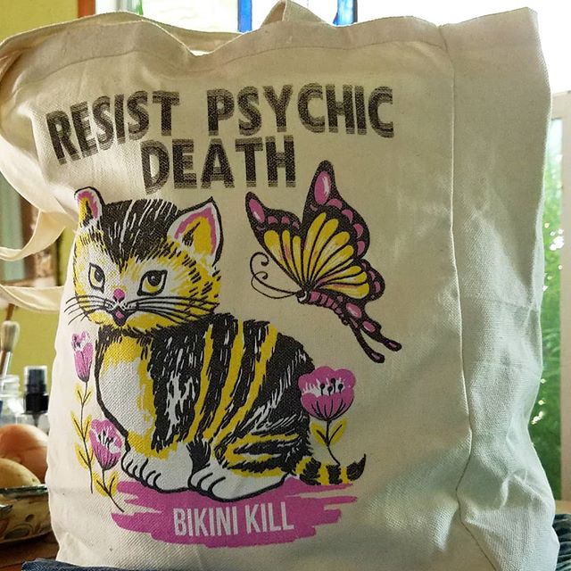 New tote bags are coming soooon!
#bikinikill
#letigre
#riotgrrrl
