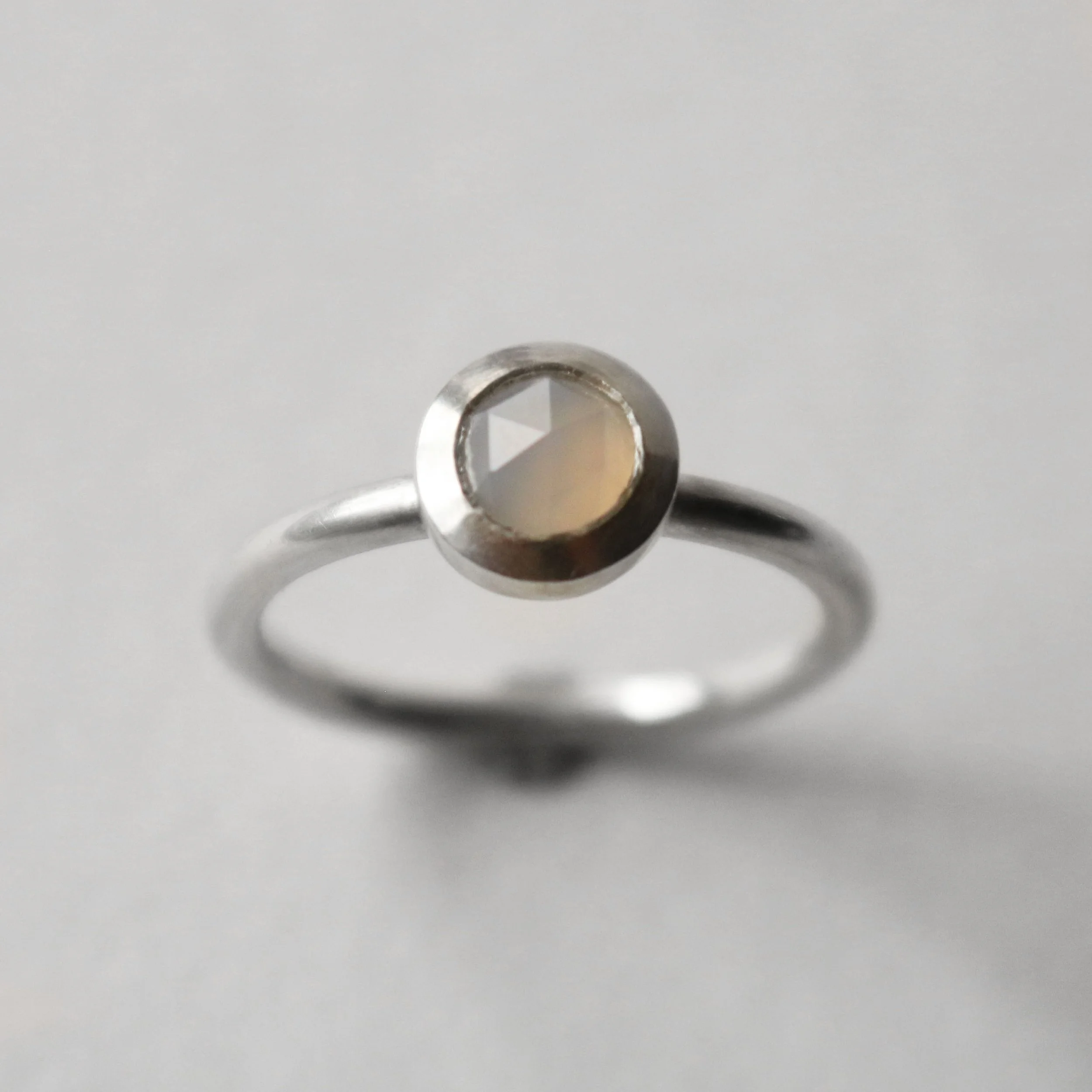 Rose cut agate silver ring 4.jpg