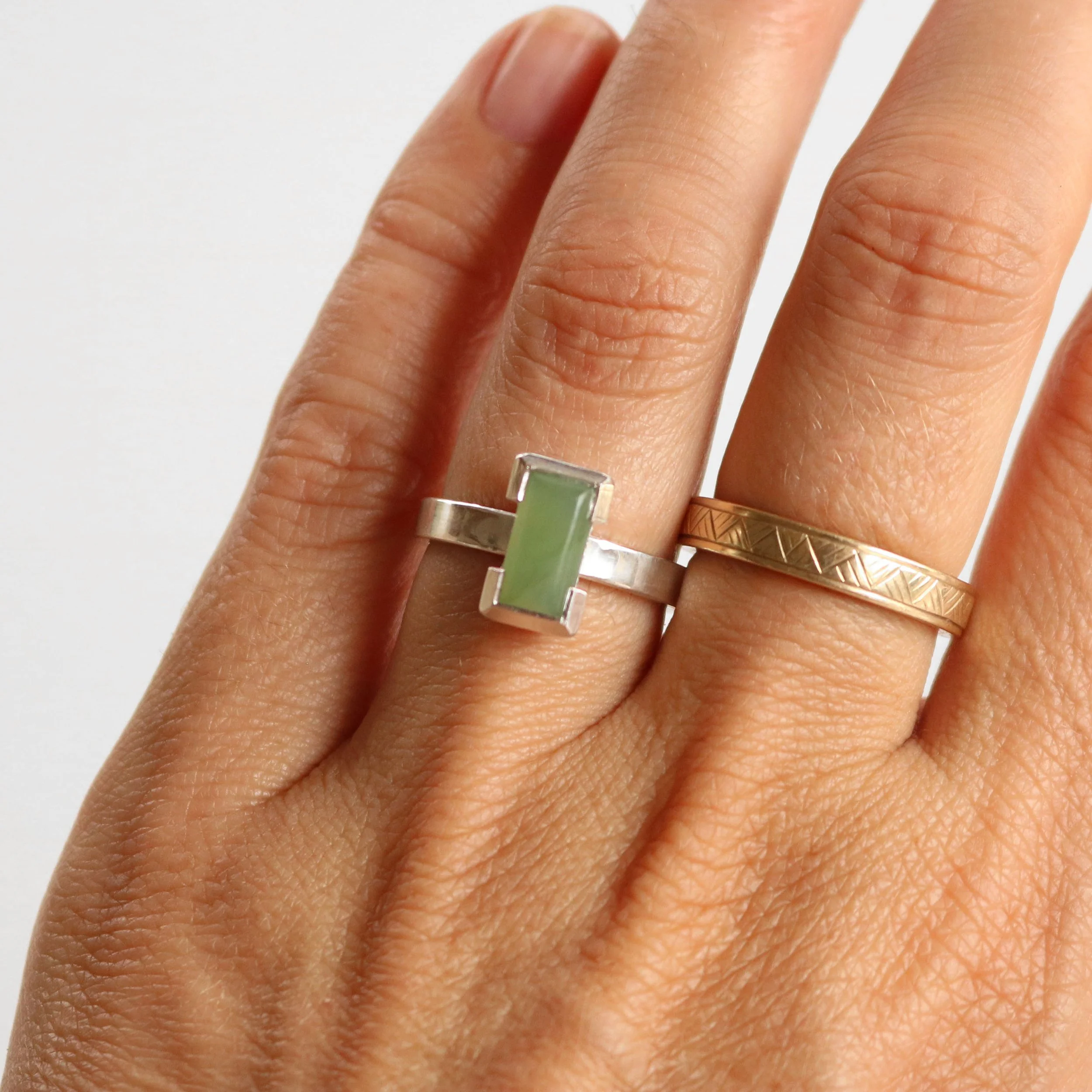 inanga pounamu rectangle silver ring 2.jpg