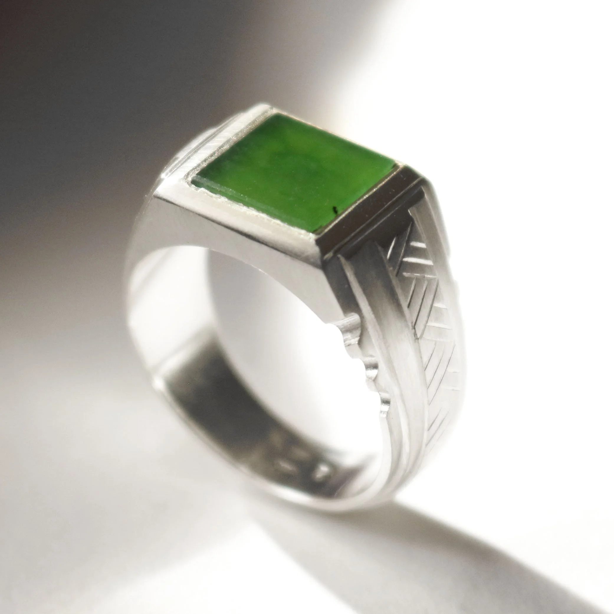  Pounamu greenstone mens signet ring 