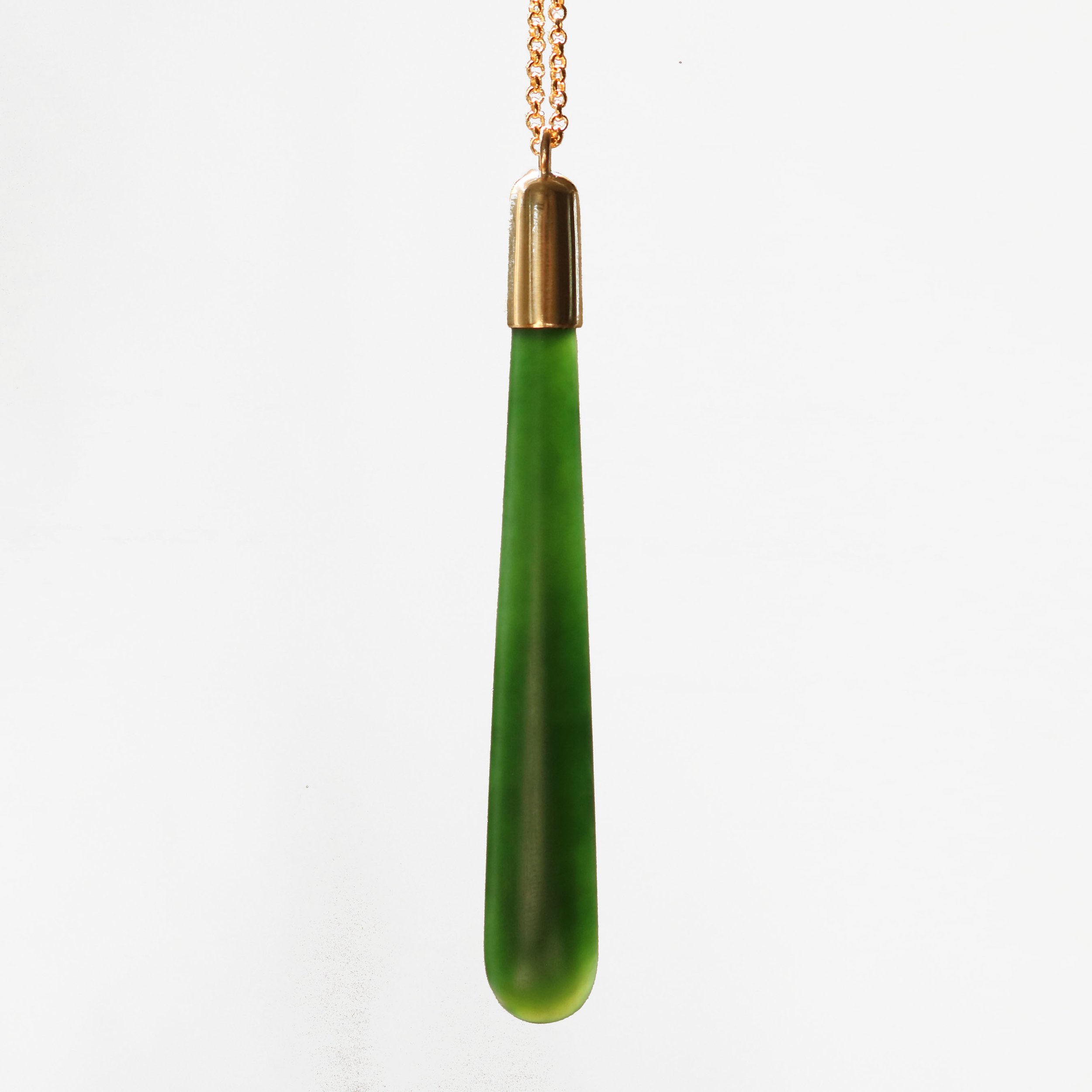 Gold roimata Pendant large.jpg