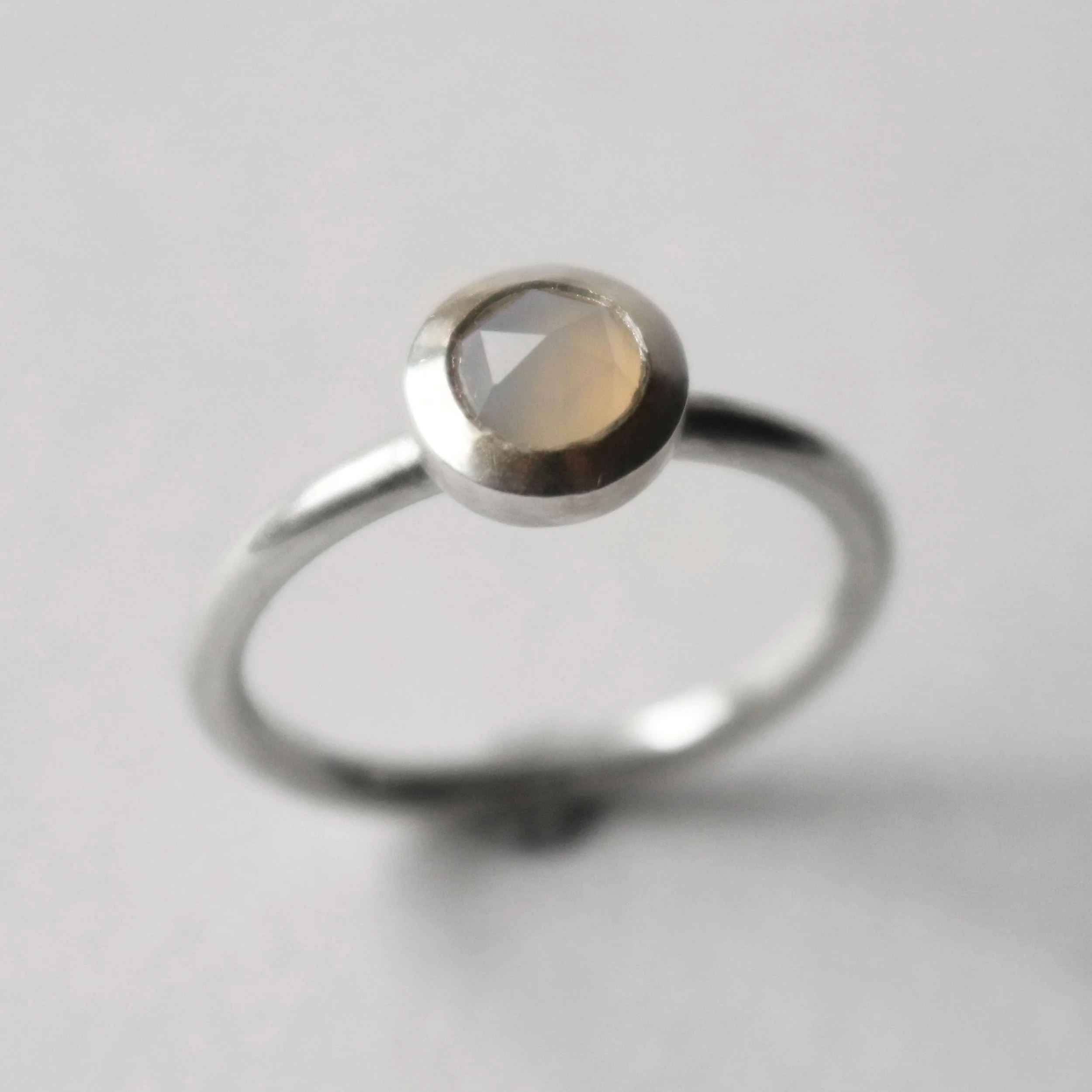 Rose cut agate silver ring 3.jpg