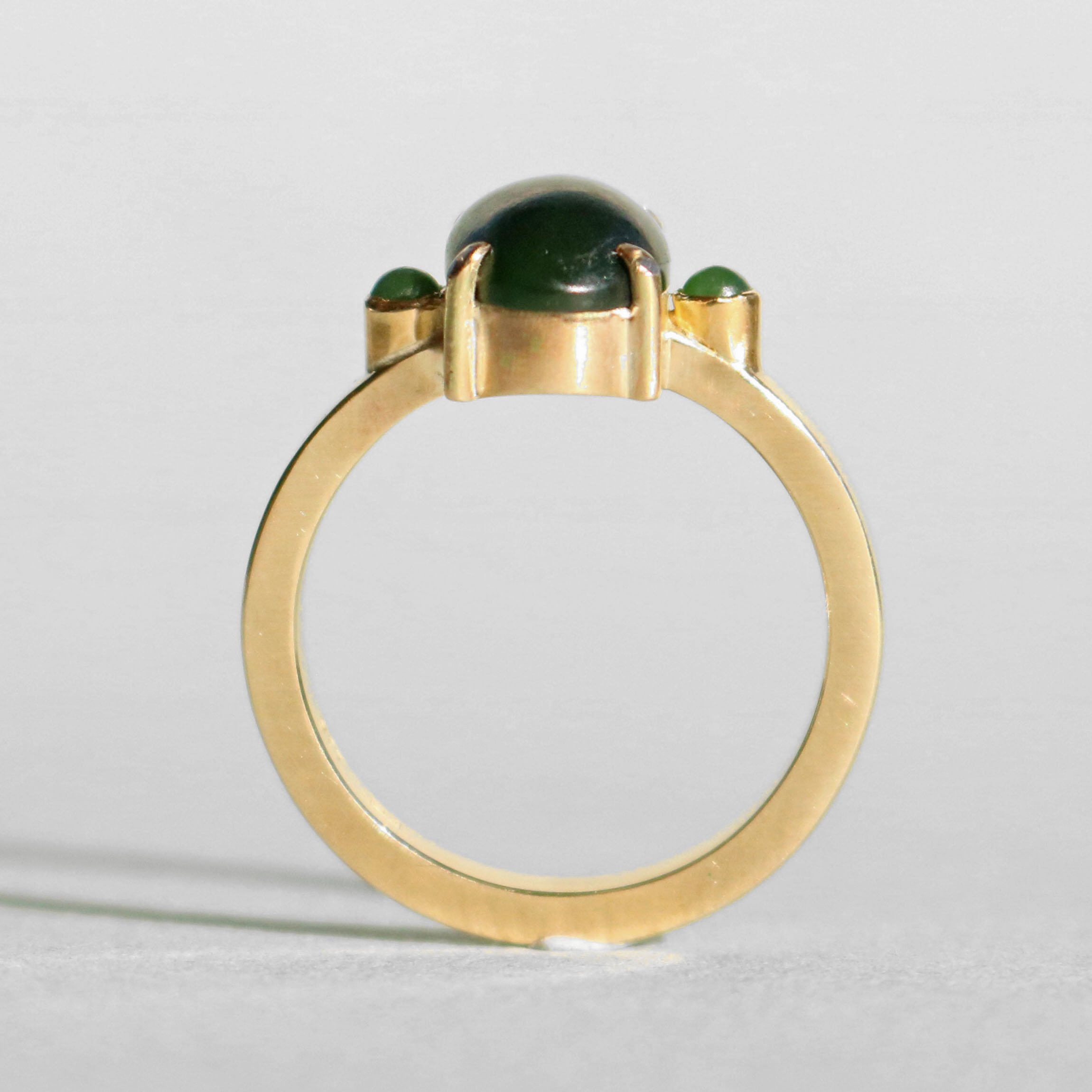 Large Oval Pounamu claw set 6.jpg