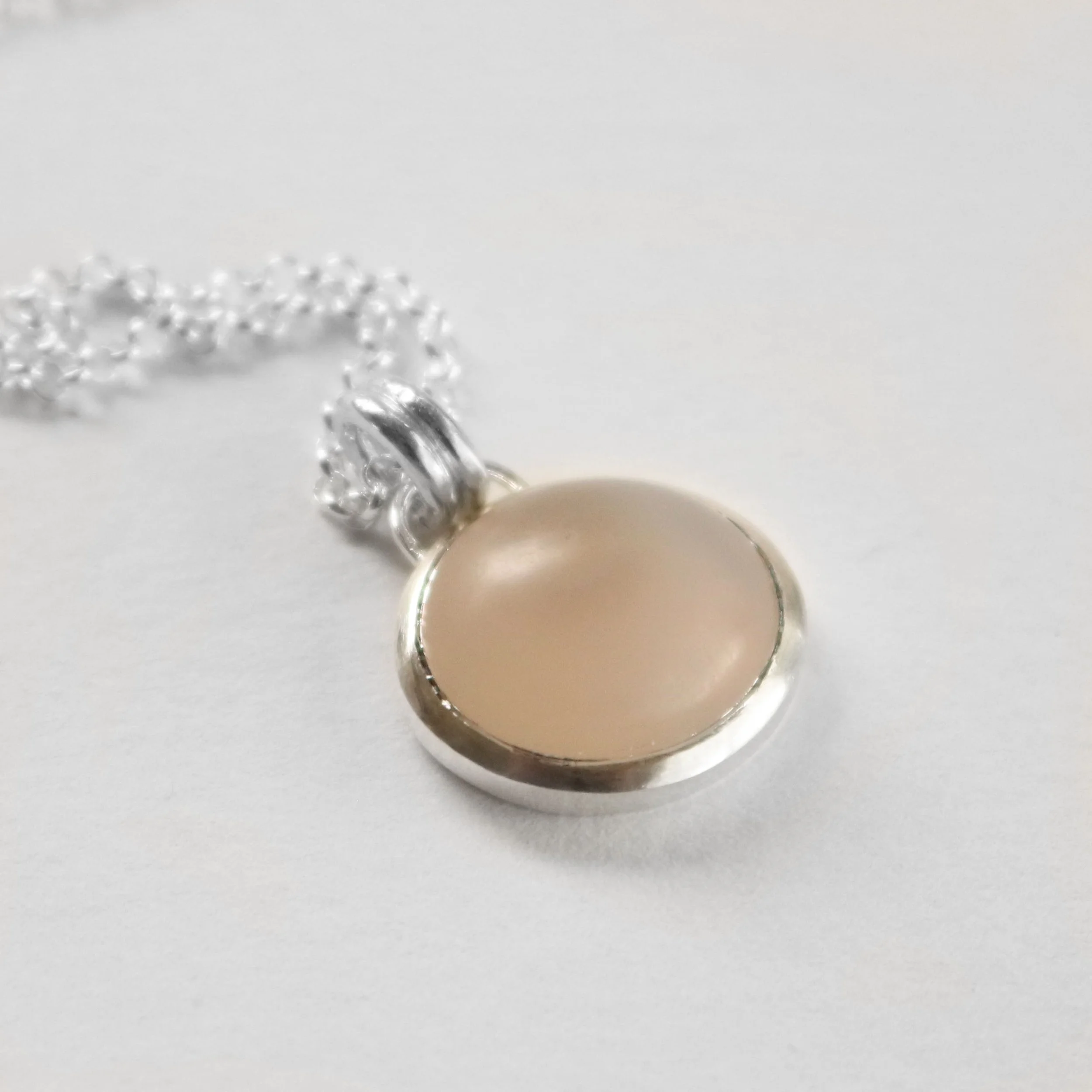Oval Agate silver pendant.jpg
