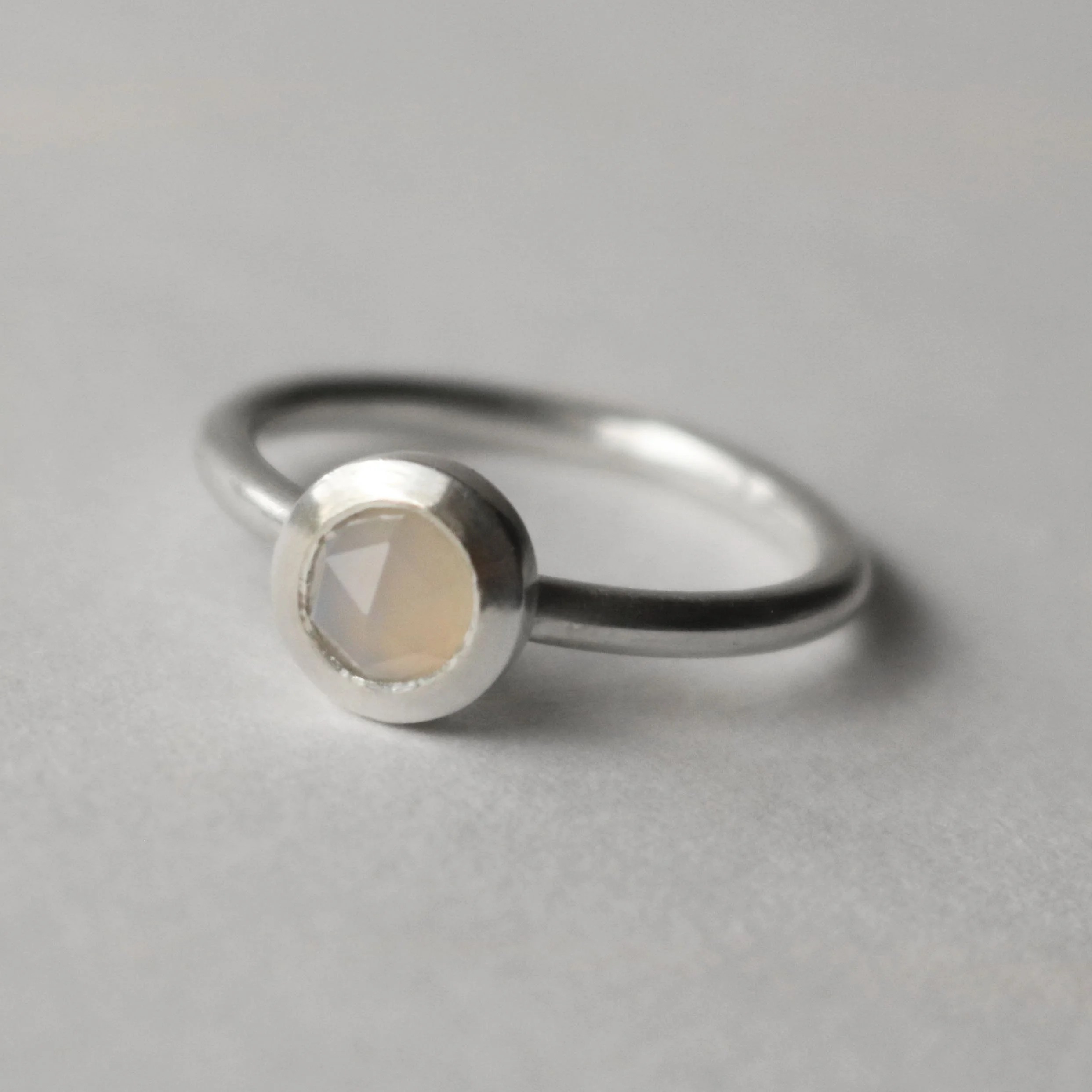 Rose cut agate silver ring 5.jpg