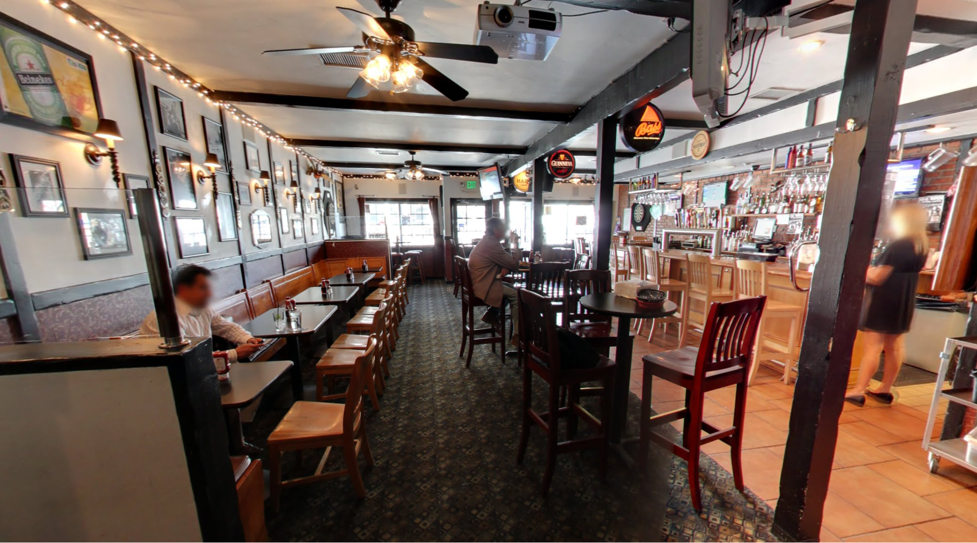 Pickwick’s Pub in Woodland Hills, California, offers free wifi and opens at 11 am every day.