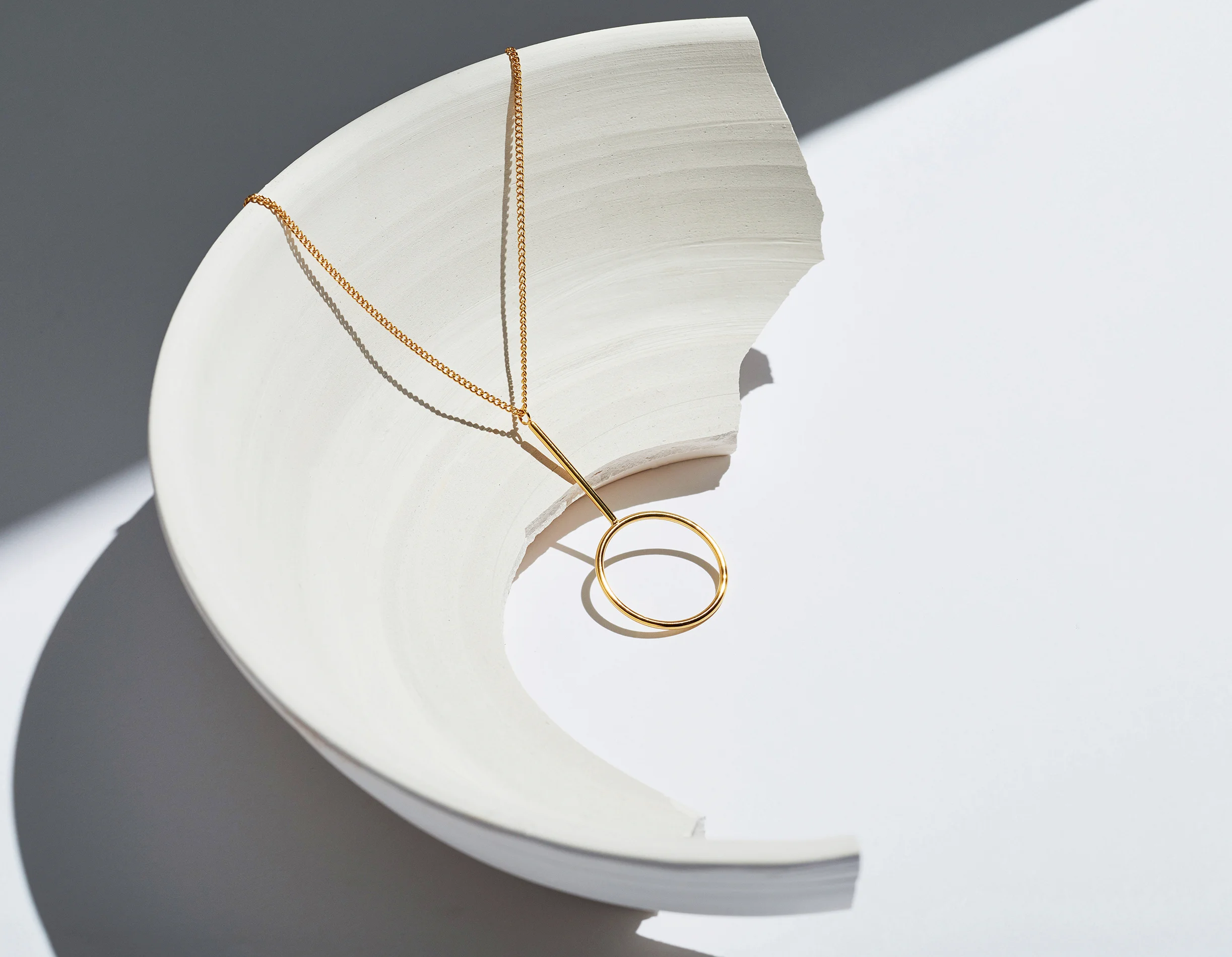MP_SS18_jewelry_Treya18wOPTM_Gold.jpg