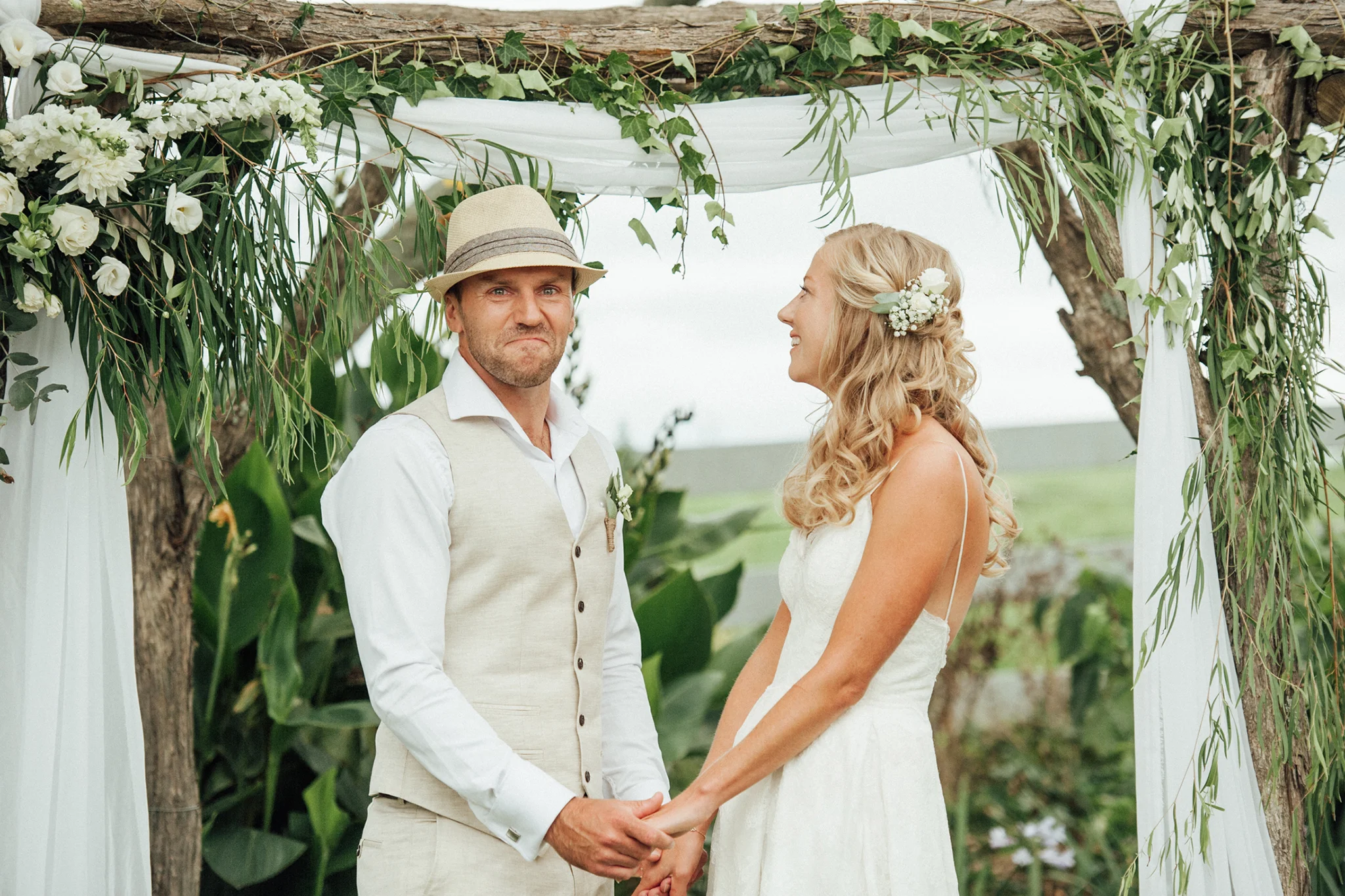 Wedding photography Waikato kids moments moment olive garden Tauranga