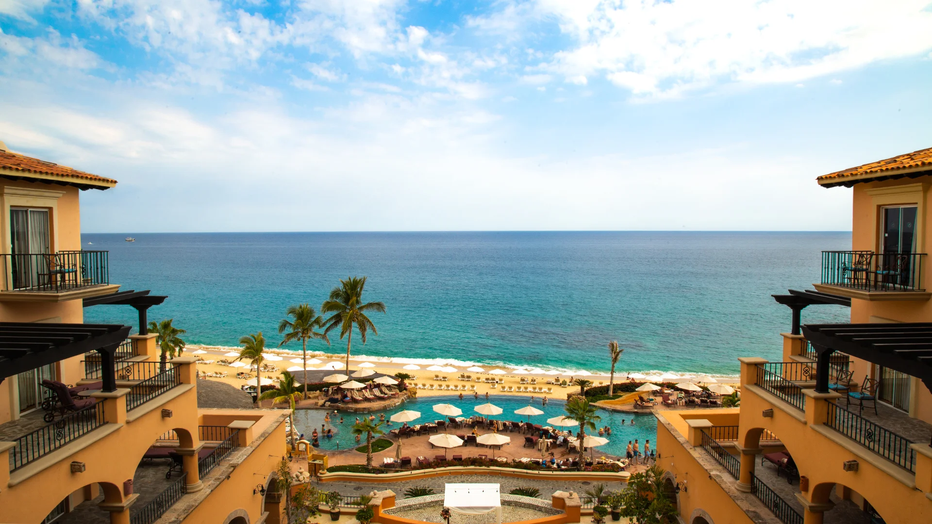 Hilton of Cabo San Luis