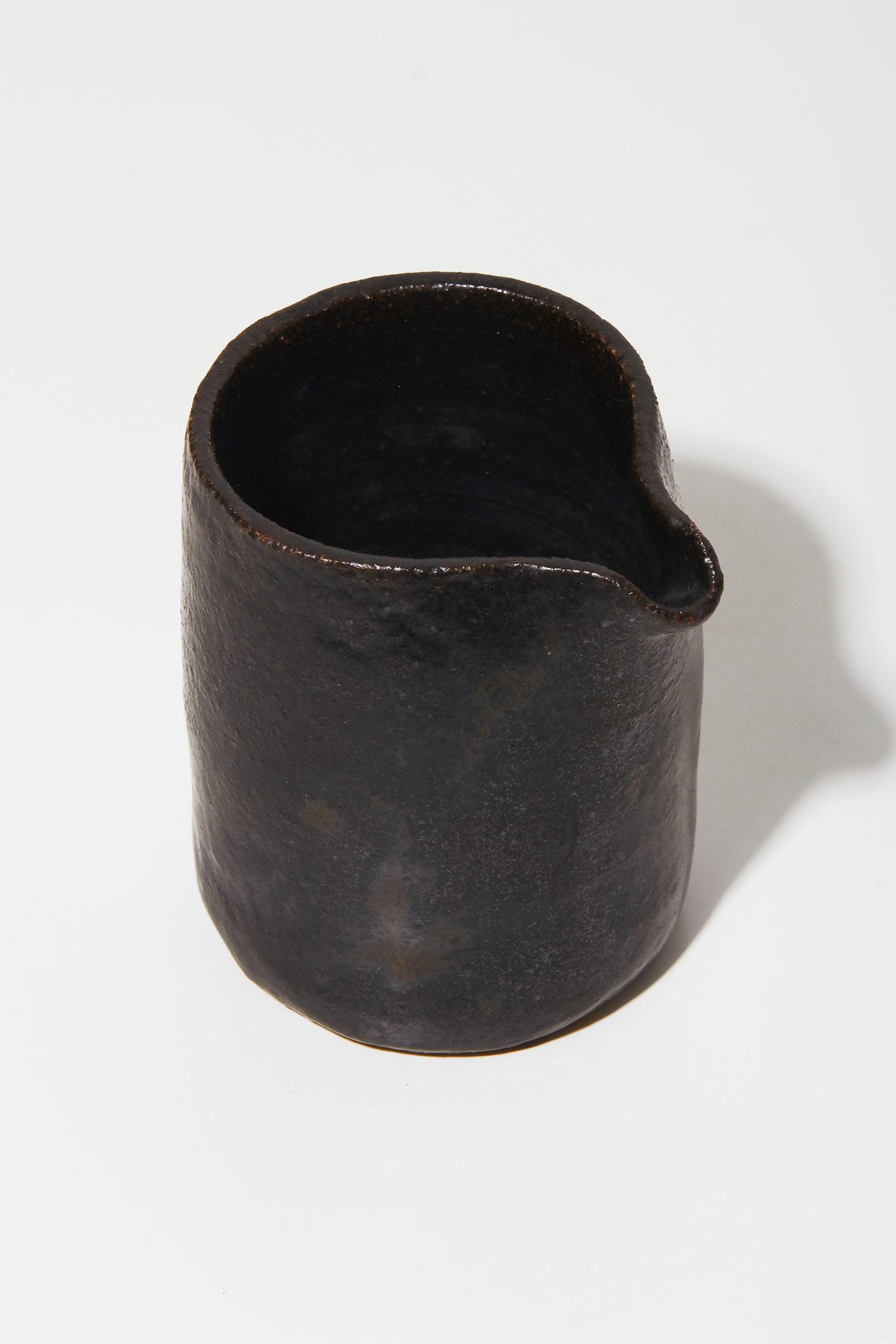 Milena_Mallory_Shop_Ceramic_Spouted_Vessel_Detail_web.jpg