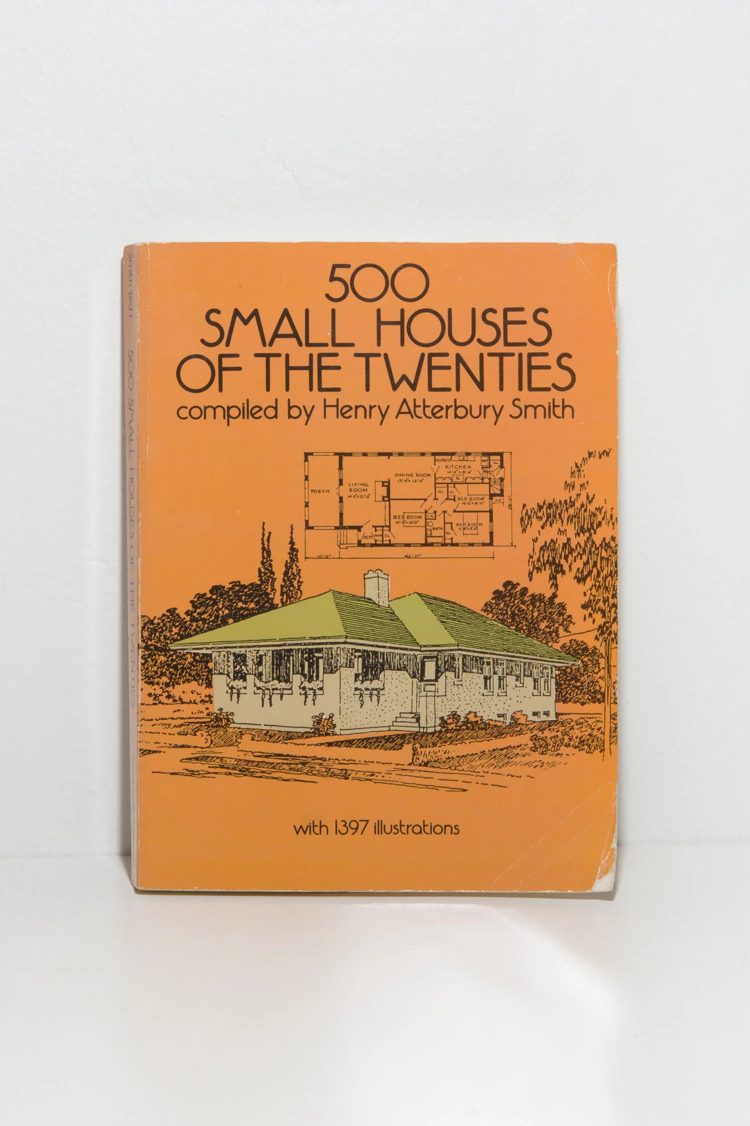 Milena_Mallory_Small_Houses_Twenties_Book_web.jpg