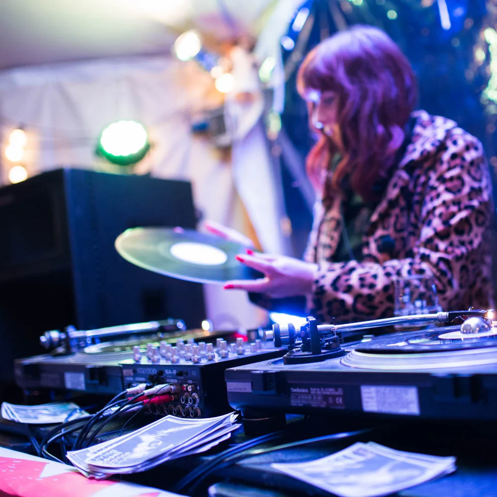 How good was Ailsa from Living Room Dance Club? We wore out the soles of our party shoes. 