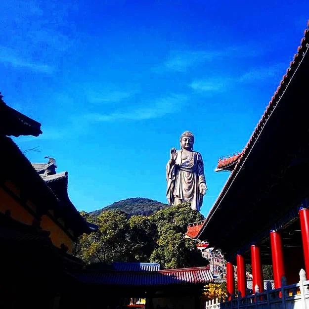  (Photo: Big Buddha is always watching- Wuxi, China) 