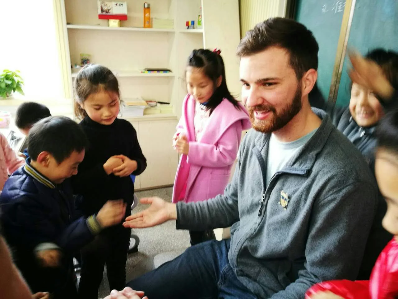 Collin Fifer, Alumnus, with the class in the palm of his hand. 