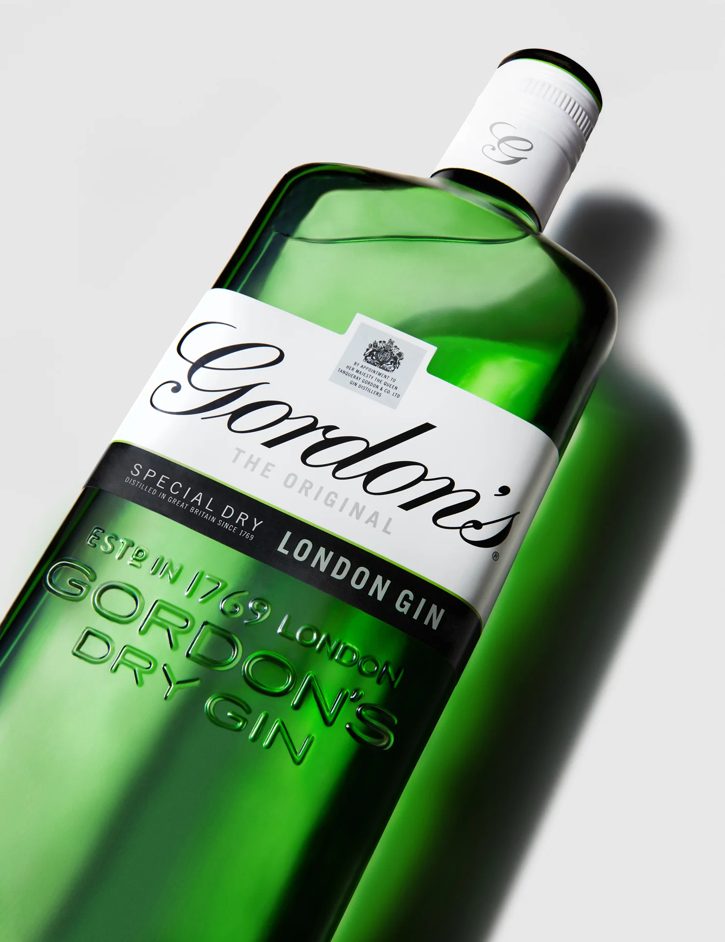  Gordon's London Gin. Alcohol photography by still life drinks photographer Josh Caudwell. 