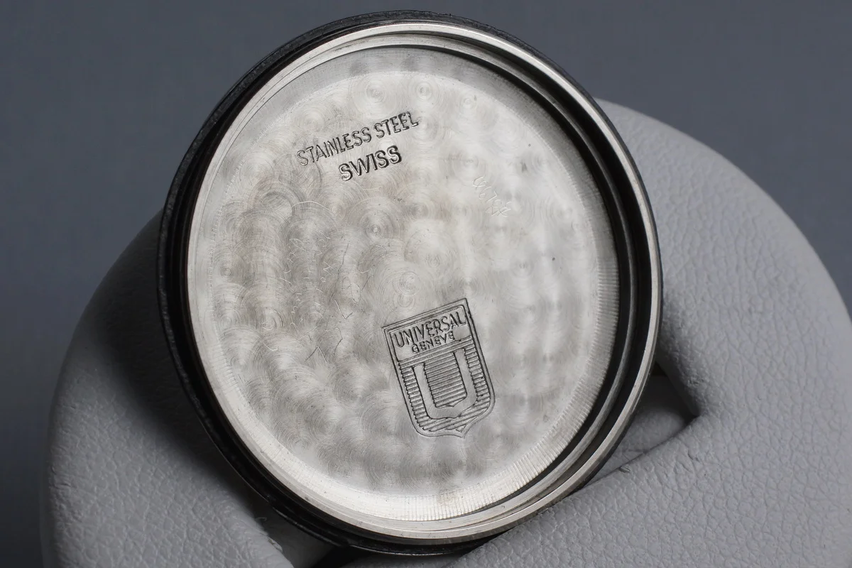 Universal Geneve Tri-Compax Ref. 222100/1. Photo courtesy of Rolex Forums.