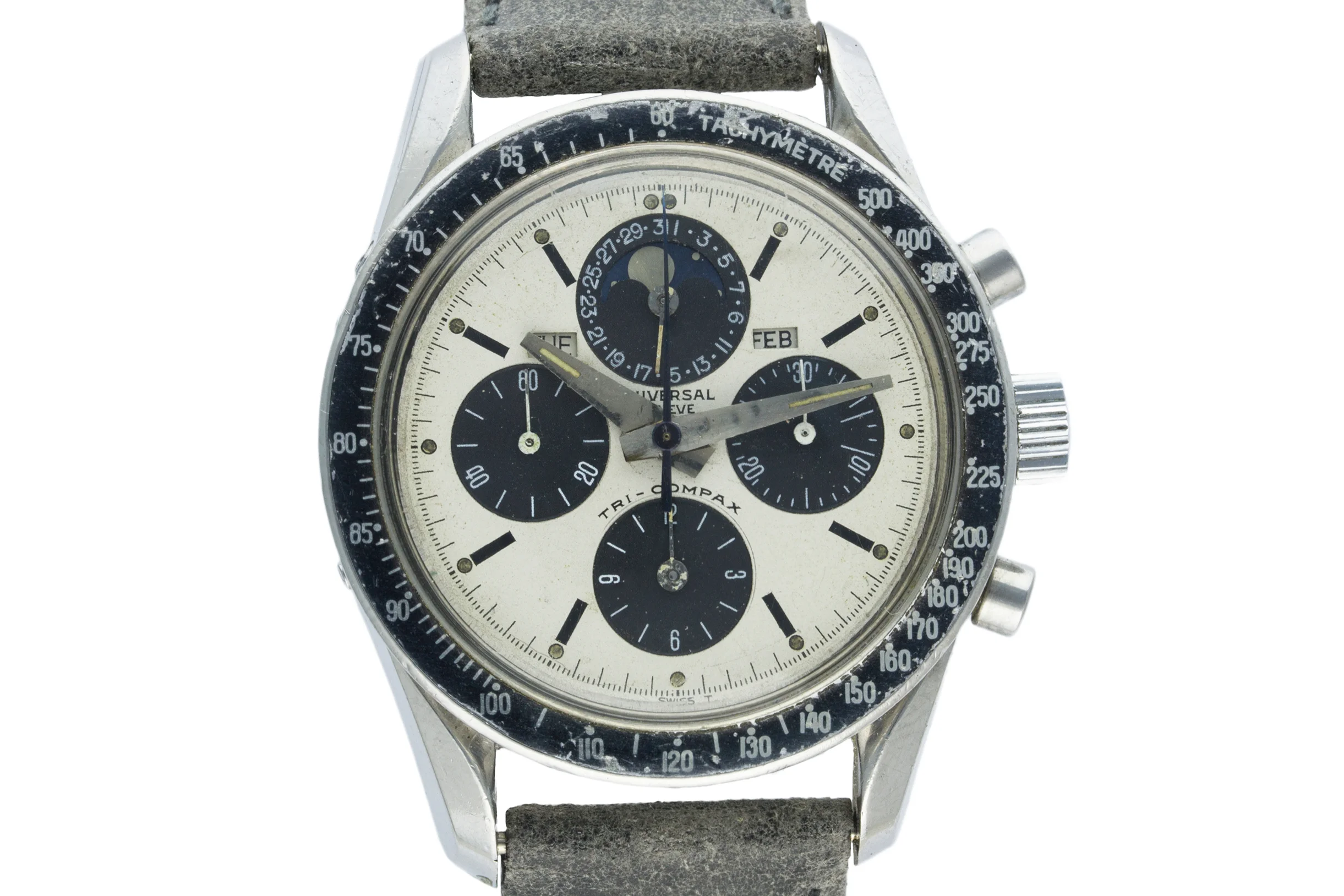 Universal Geneve Tri-Compax Ref. 881101/01. Photo courtesy of Watches of Knightsbridge