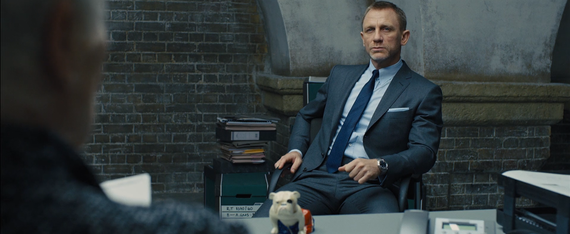 23. Skyfall.mp4 - VLC media player 2017-09-06 11.49.44.png