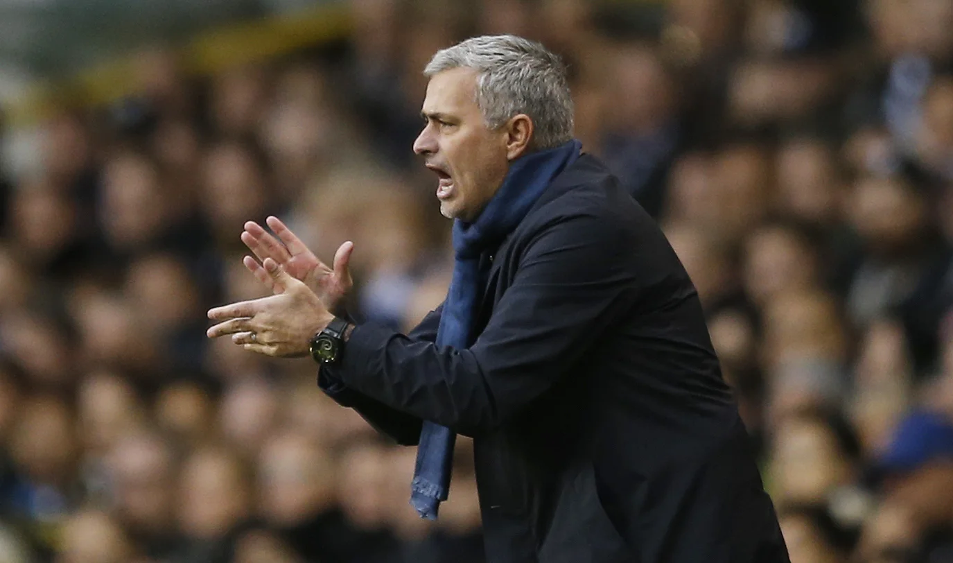 Jose Mourinho, as Chelsea manager, remonstrates with his players against Tottenham Hotspur. Image supplied by Action Images / Paul Childs. 