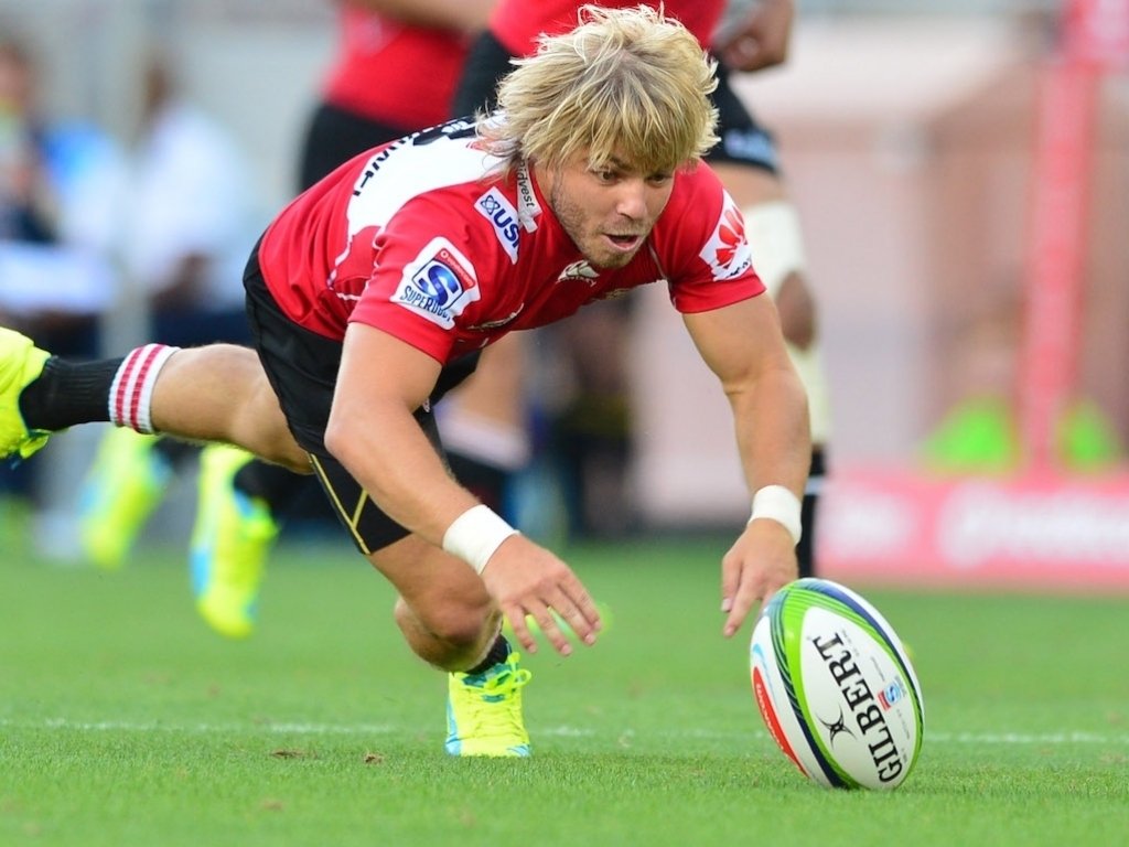 Faf de Klerk chases a ball for the Lions. His struggles with the Springboks contrasted with his outstanding play with his franchise.