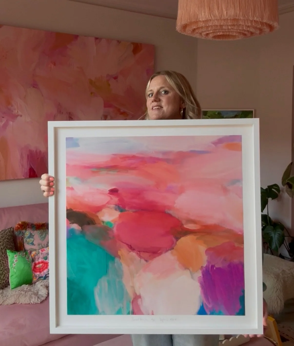 Ladies &amp; Gentlemen! It&rsquo;s my colourful PRINT WEEKENDER 🩷💛🧡🩵💚💜
&bull;
This weekend I&rsquo;ve released 2 gorgeous new prints &amp; added a discount across the whole of the print shop ~ until midnight on Sunday! 
&bull;
Research has cons