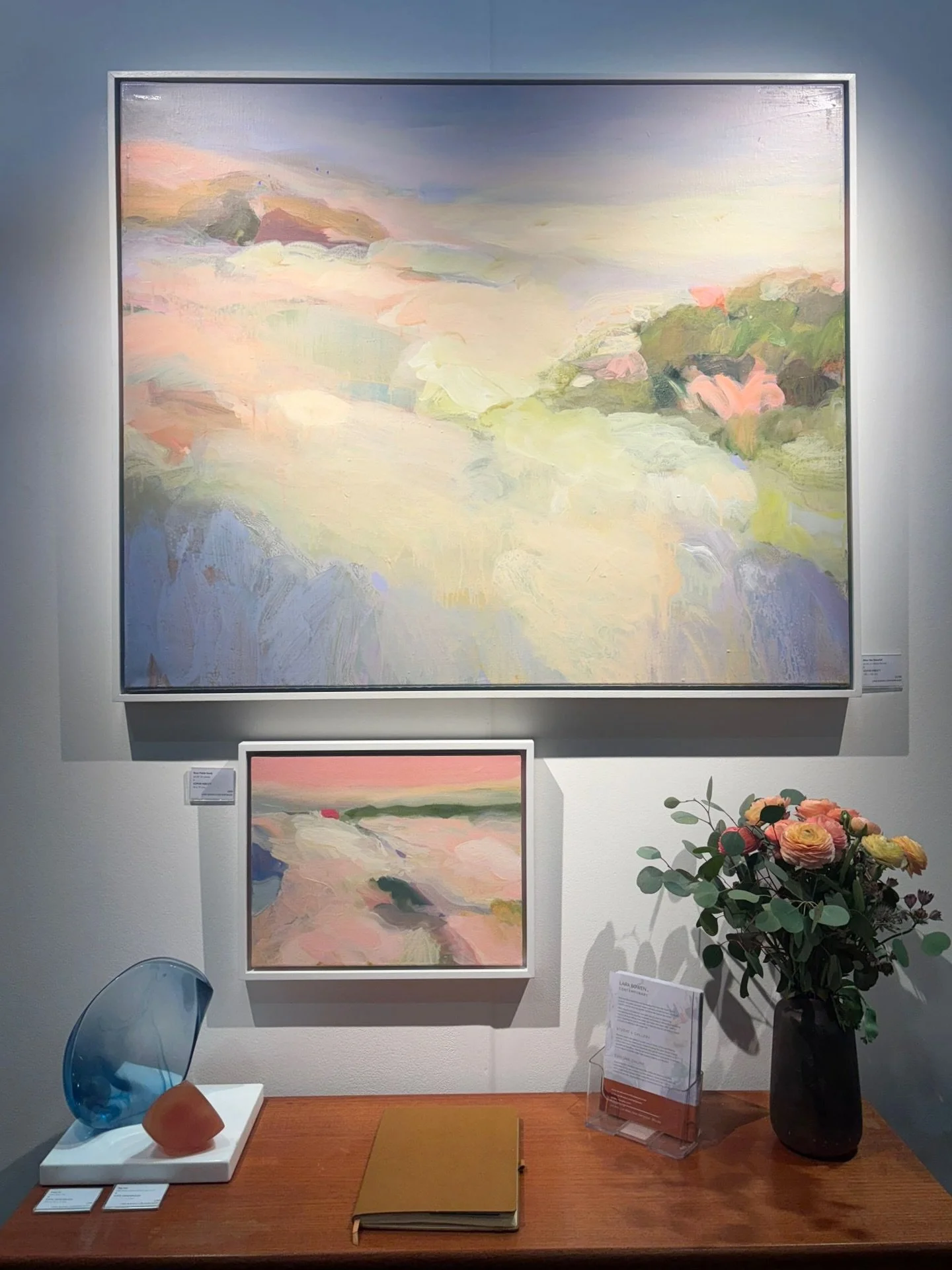 AFTER THE SNOWFALL + ROSE FIELDS STUDY taking centre stage today alongside the wonderful @katehendersonsculptor sculptures. I always love how our work sits together, reflecting colours and shapes &hellip;as if they are connected. 
&bull;
The smaller 