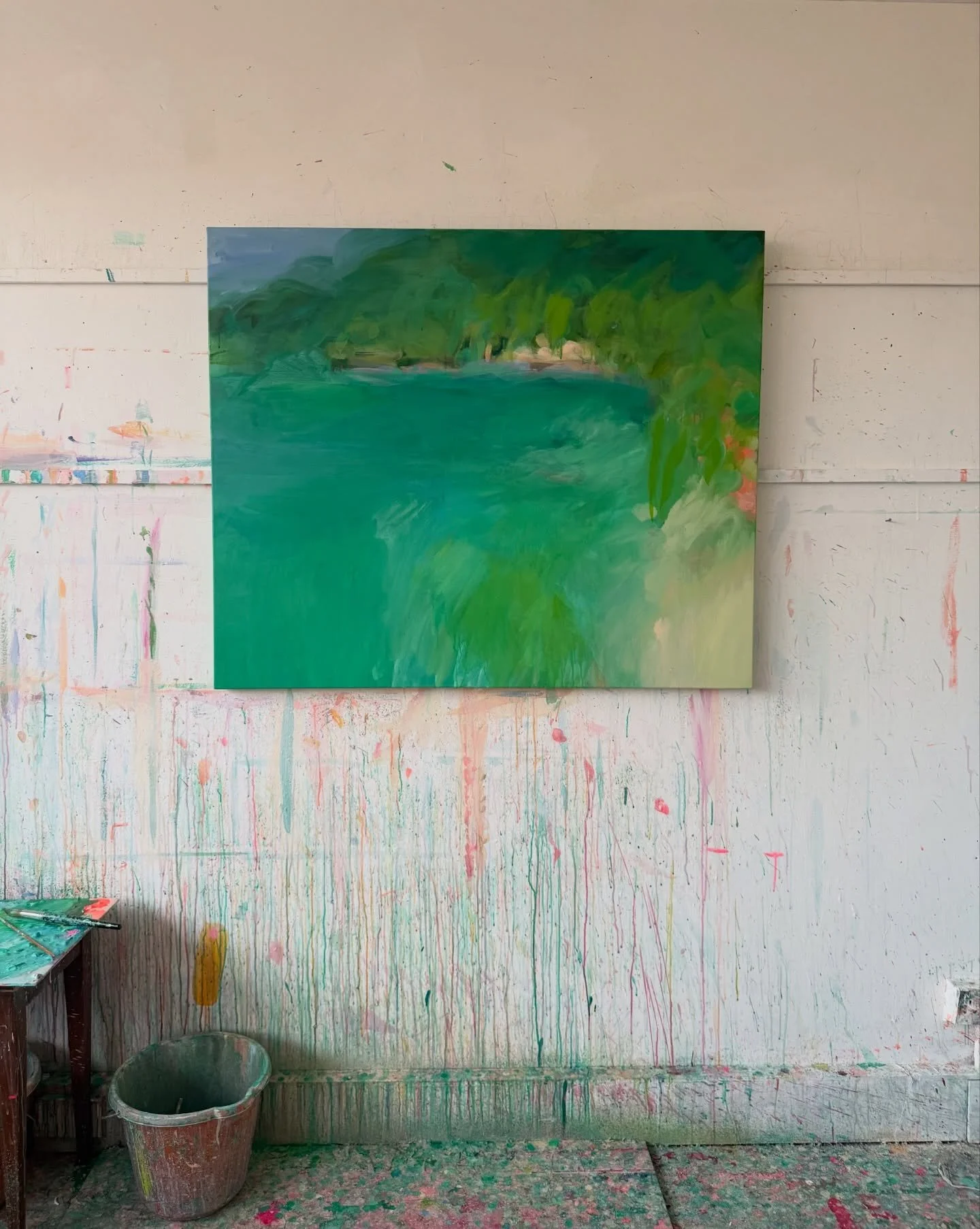 GREEN + BLUE 
&bull;
Getting back in the Barbados groove this week with some large tropical paintings&hellip;. If you&rsquo;ve been here a while you will know that I am a massive lover of the sea ! It&rsquo;s intertwined in my life and a place that i