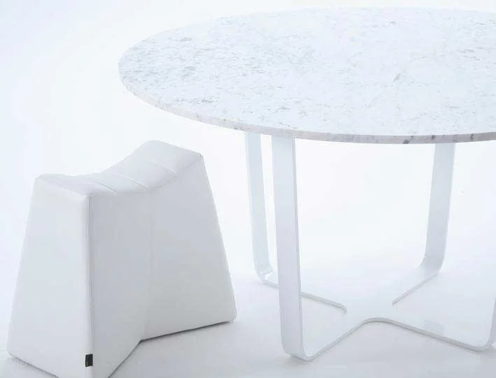 trace-splay-1400-diameter-white-marble-top-with-leather-pinch-stool.jpg