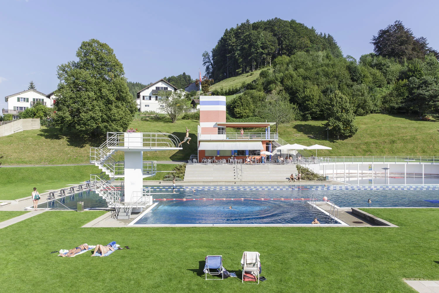Piscine de Heiden dans le Canton d'Appenzell construite par Beda Hefti