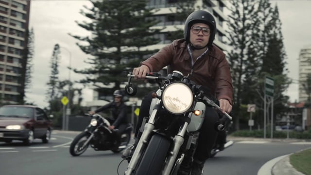 ELLASPEDE: CUTSOM MOTORBIKES